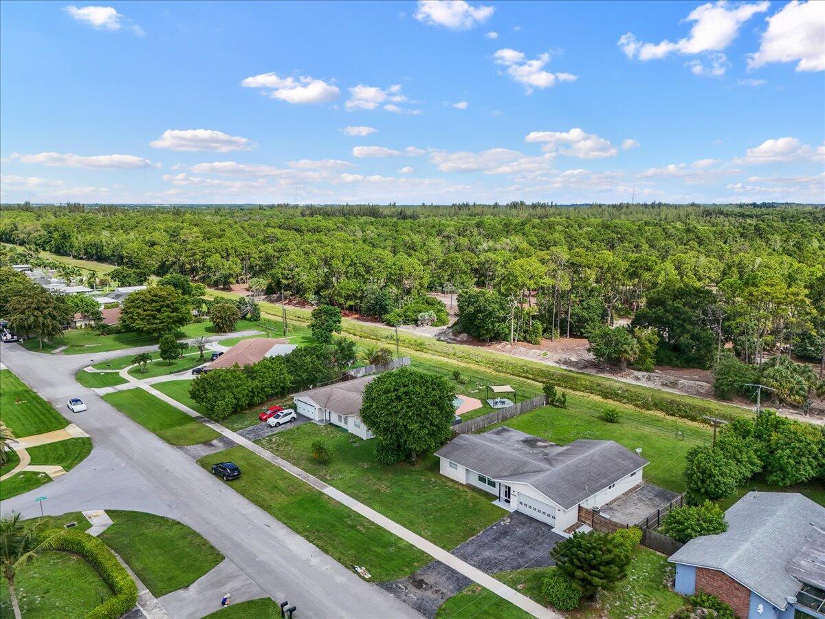PALM BEACH NATL GOLF AND COUNTRY CLUB ESTATES 2 - Residential