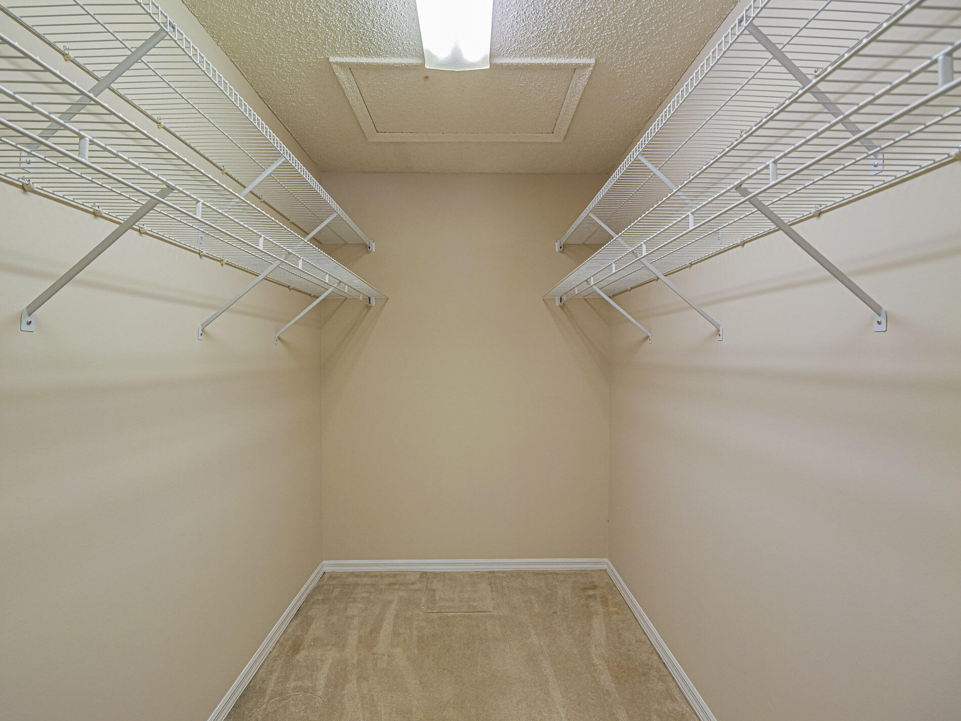 PARADISE PARK UNIT NO 2 - Residential