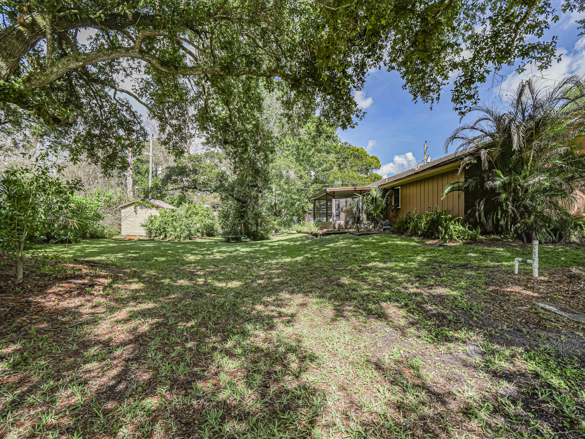 PARADISE PARK UNIT NO 2 - Residential