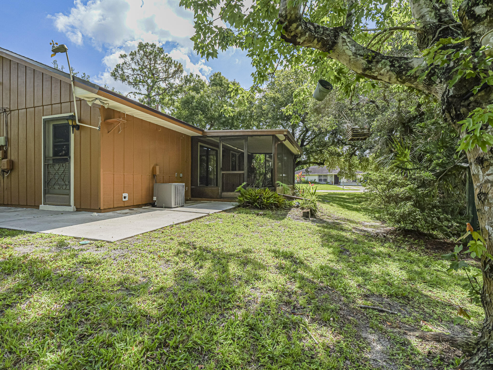 PARADISE PARK UNIT NO 2 - Residential