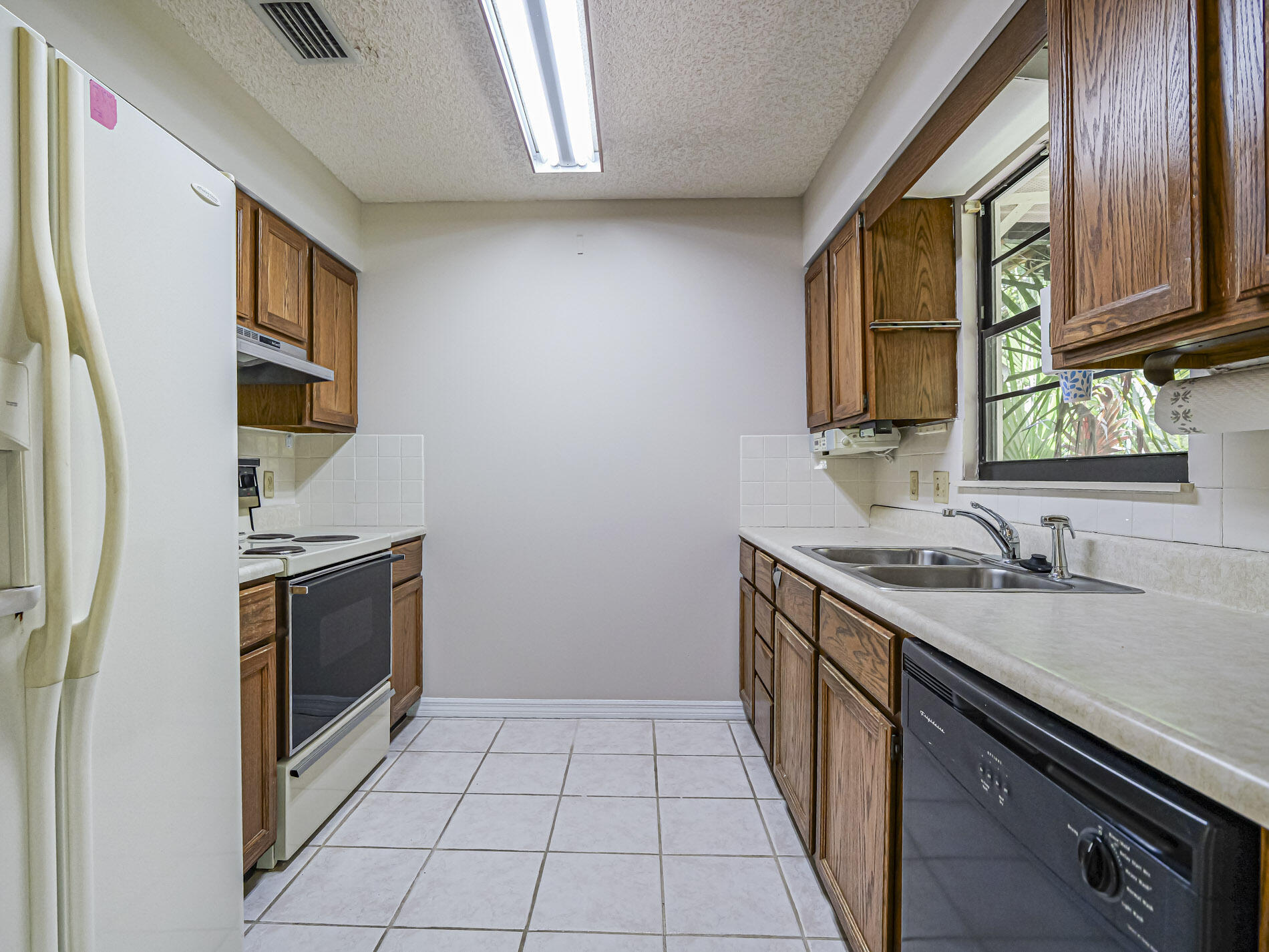 PARADISE PARK UNIT NO 2 - Residential