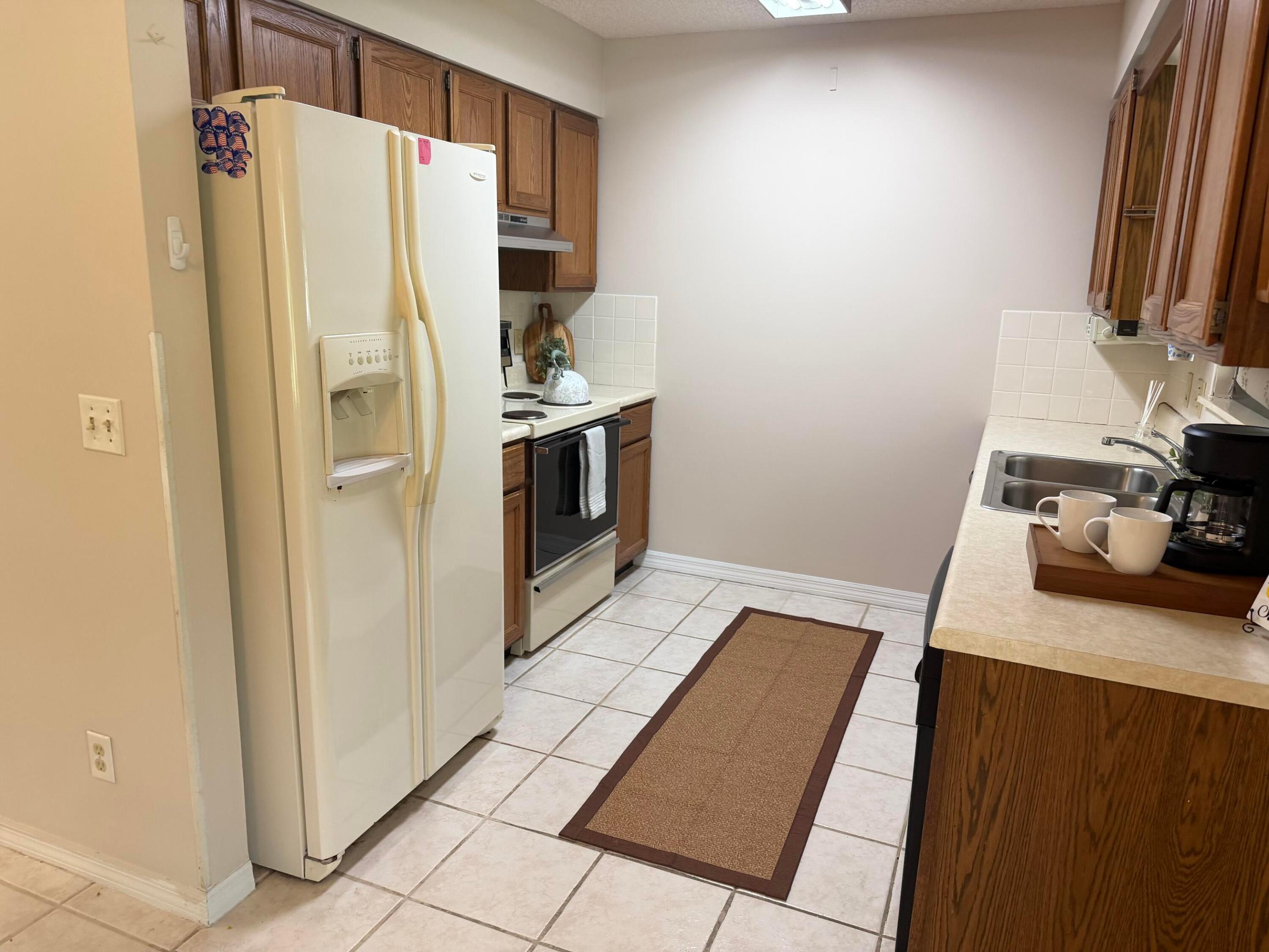 PARADISE PARK UNIT NO 2 - Residential