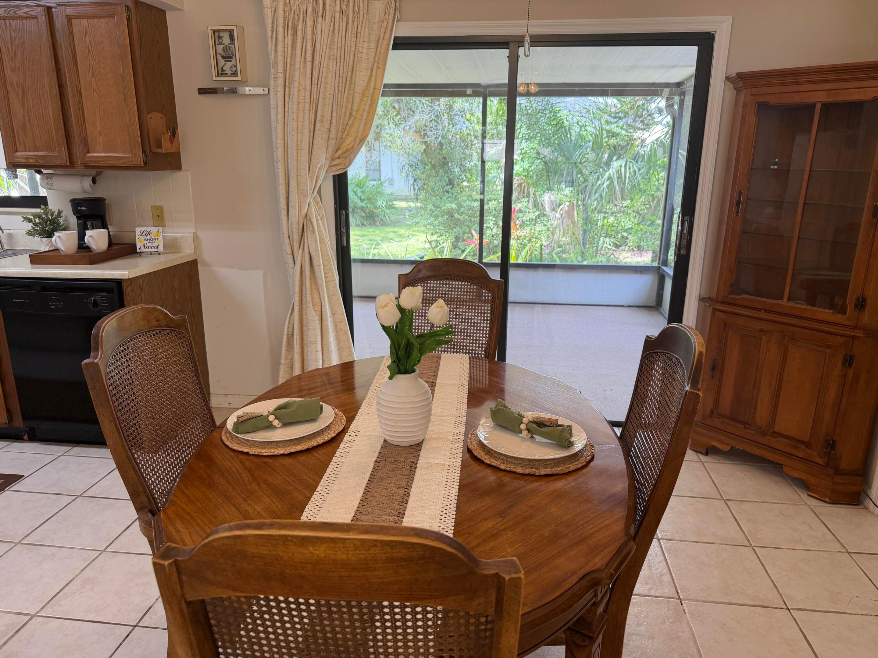 PARADISE PARK UNIT NO 2 - Residential