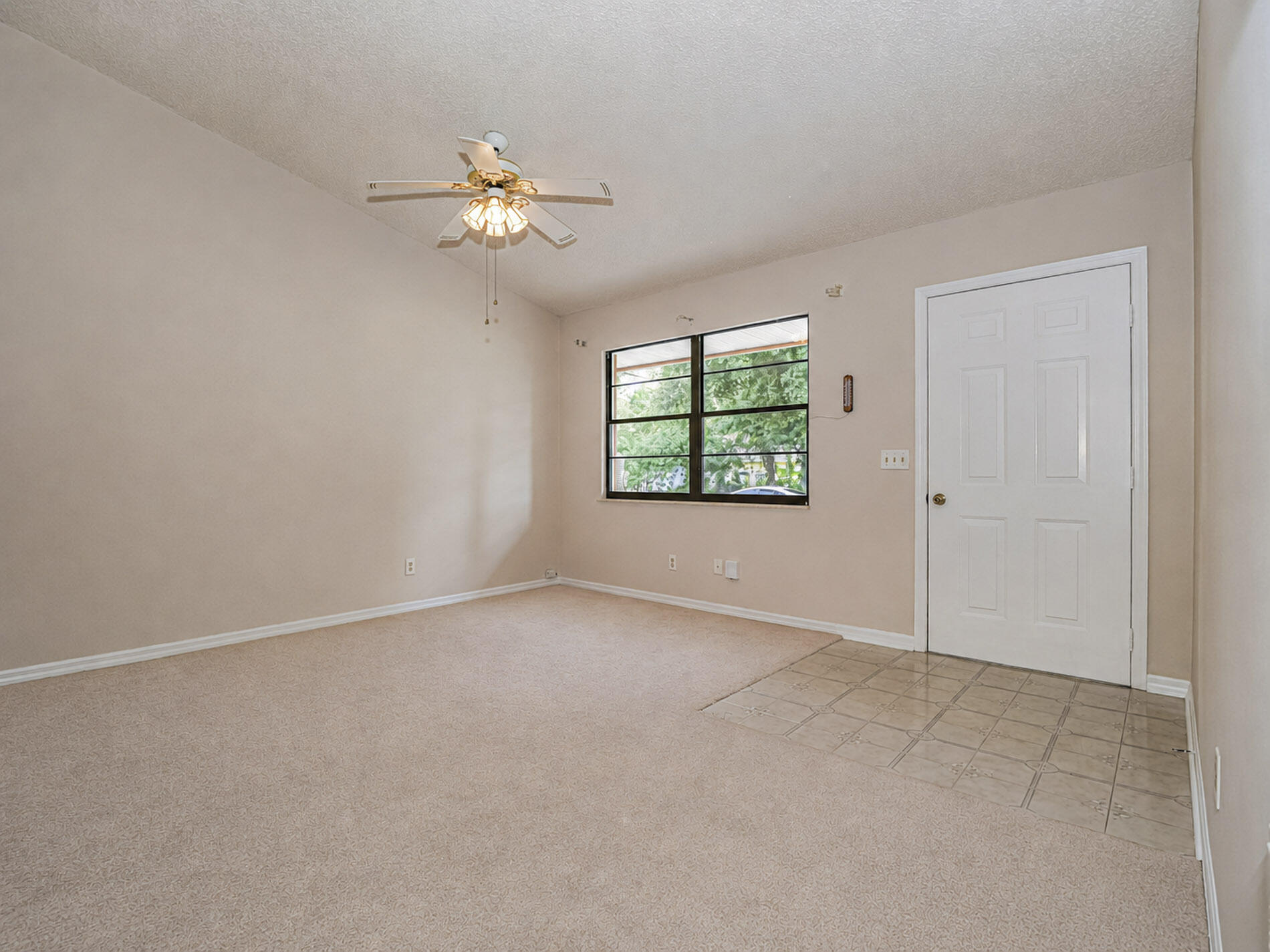 PARADISE PARK UNIT NO 2 - Residential