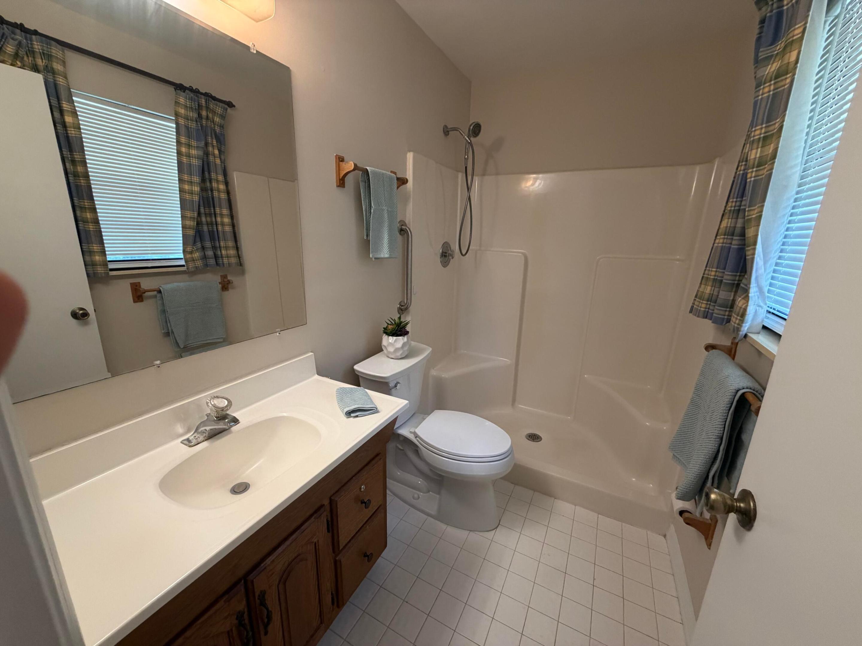 PARADISE PARK UNIT NO 2 - Residential