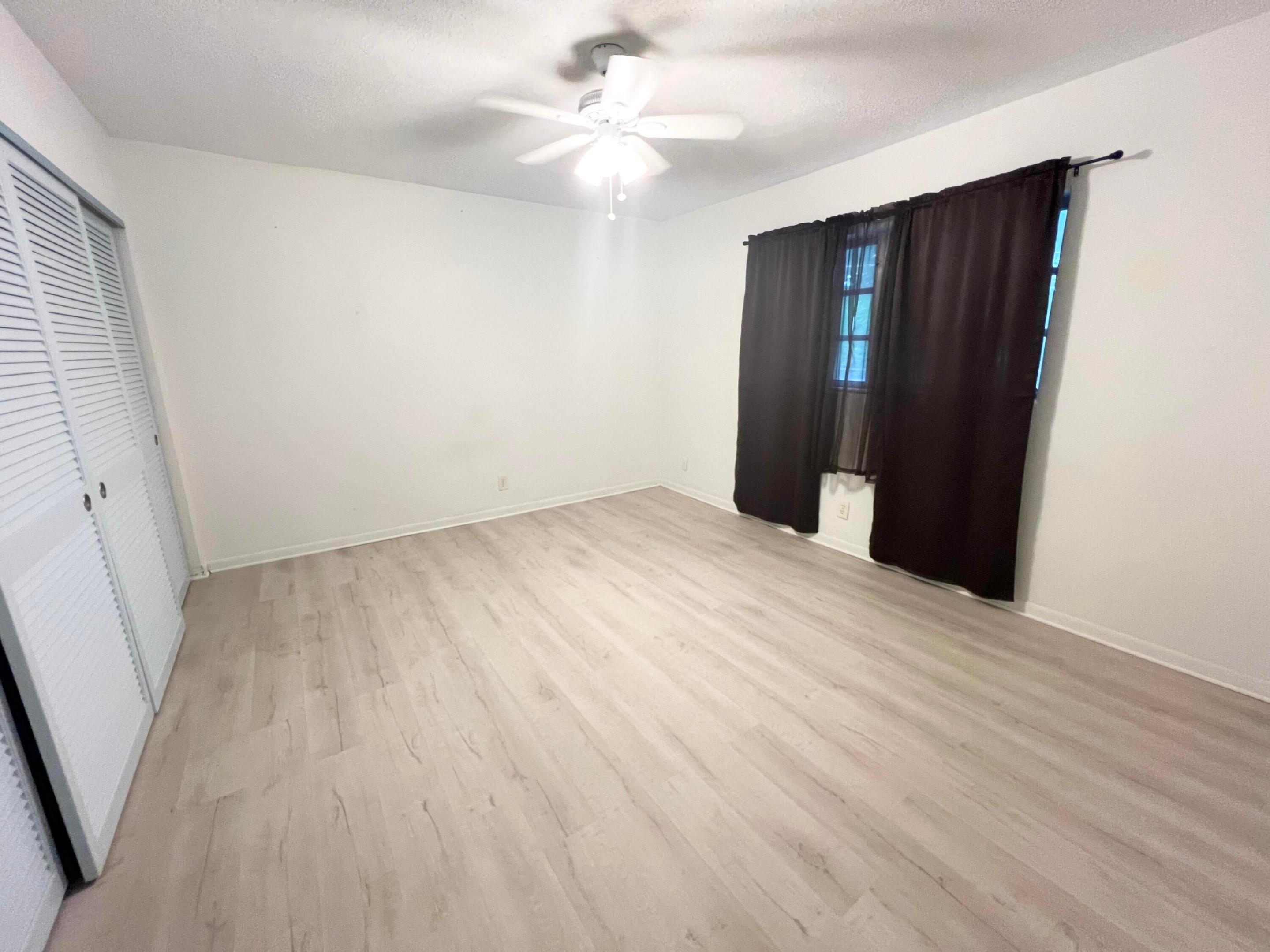 Welcome to this charming one-bedroom, one-bathroom condominium located in Hollywood. The 1 bedroom, 1 bathroom configuration makes this an excellent option for those seeking a compact, low-maintenance residence. 1 assigned parking space and can come with the furniture in the unit or not. Community laundry is available and located 2 doors down from the unit.