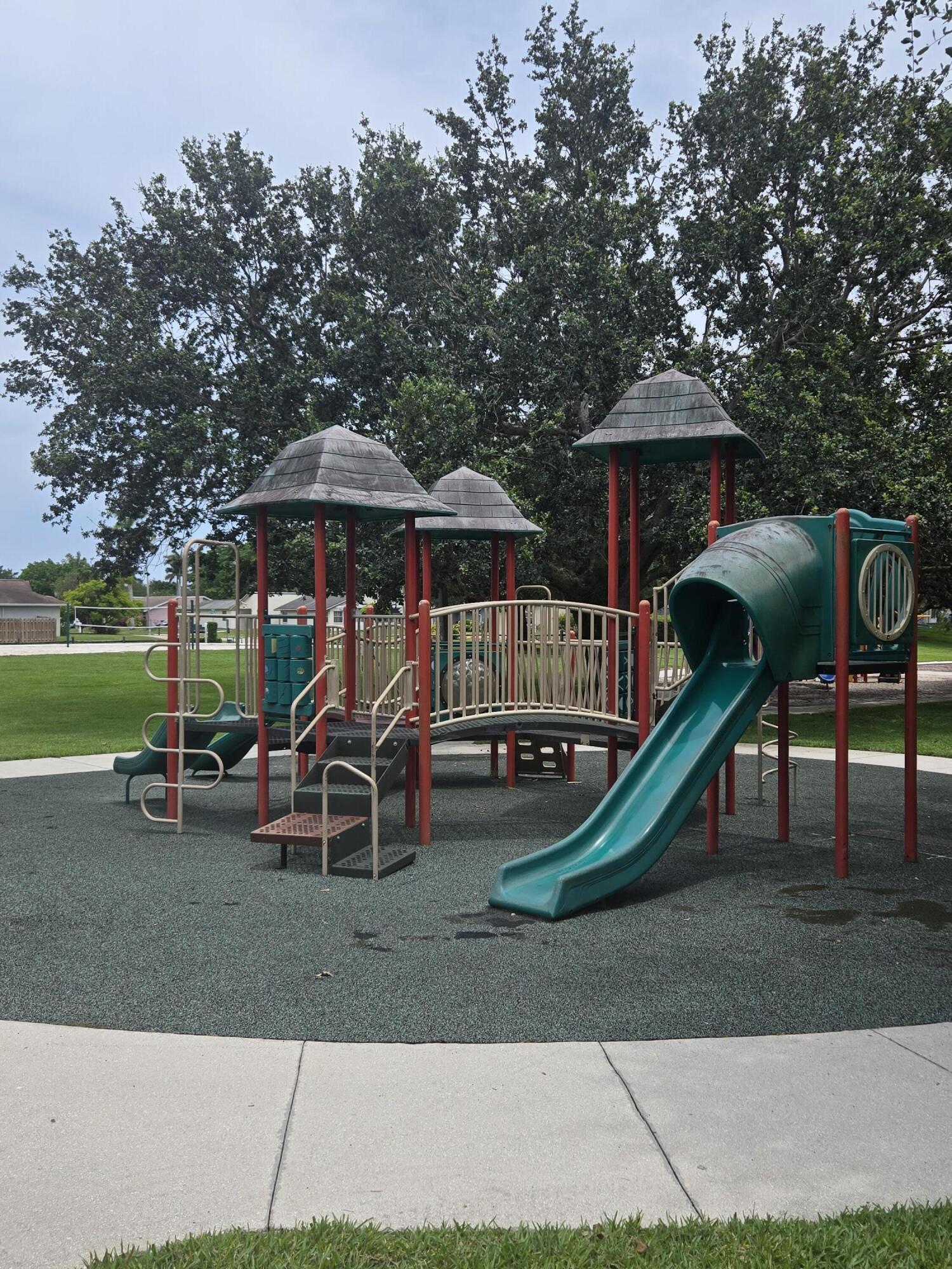 COUNTERPOINT ESTATES 14 - Residential