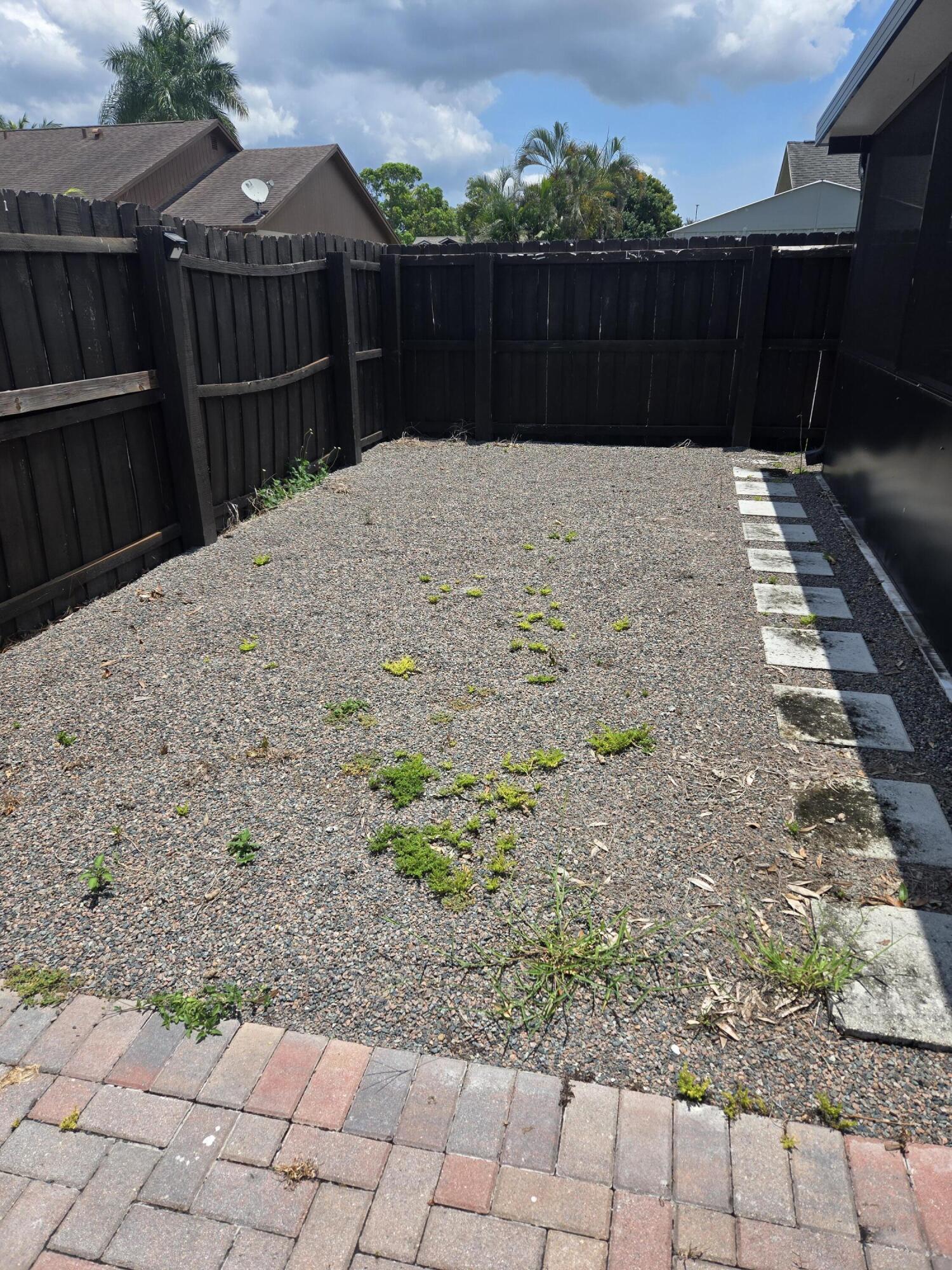 COUNTERPOINT ESTATES 14 - Residential