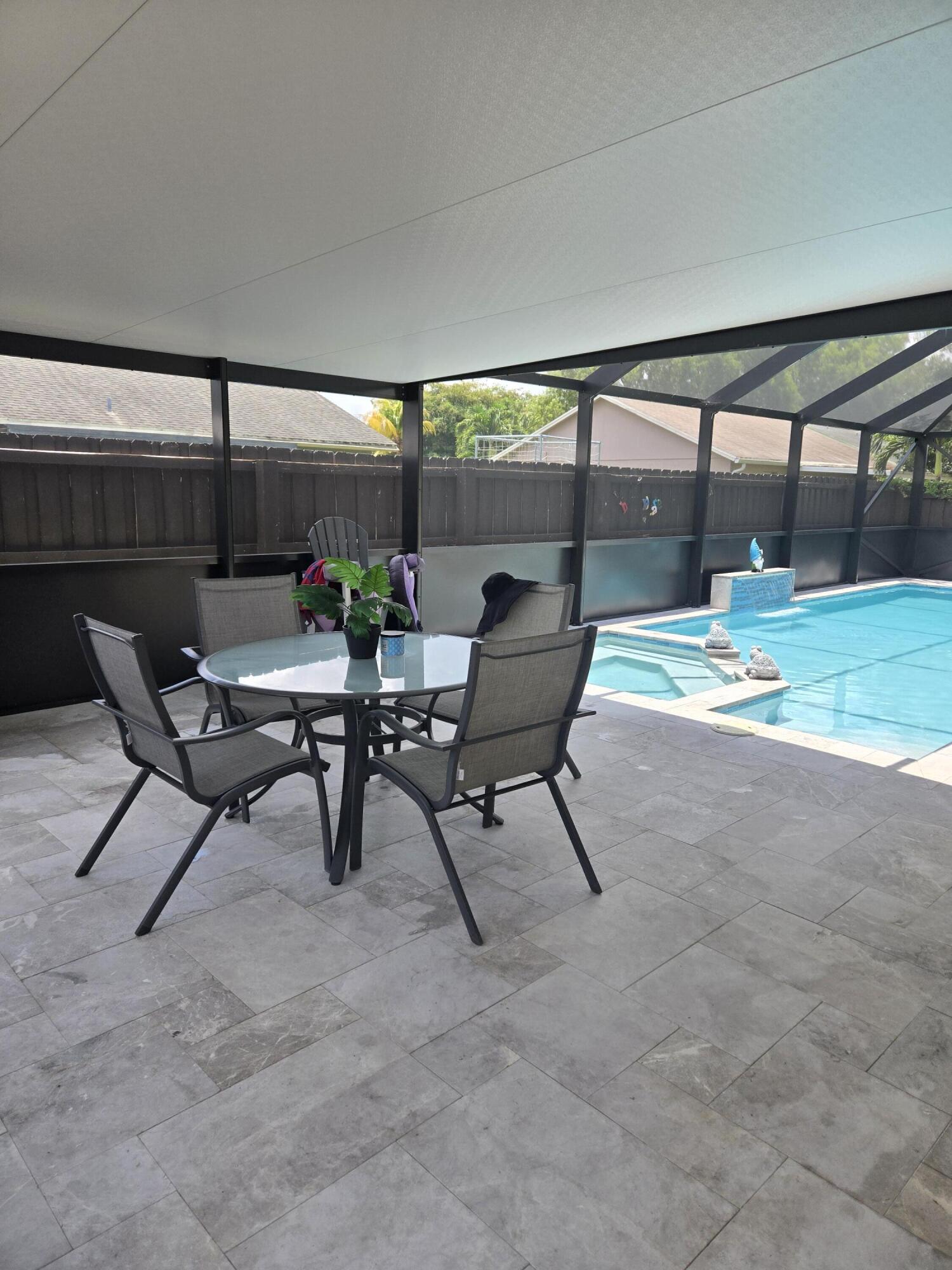 COUNTERPOINT ESTATES 14 - Residential