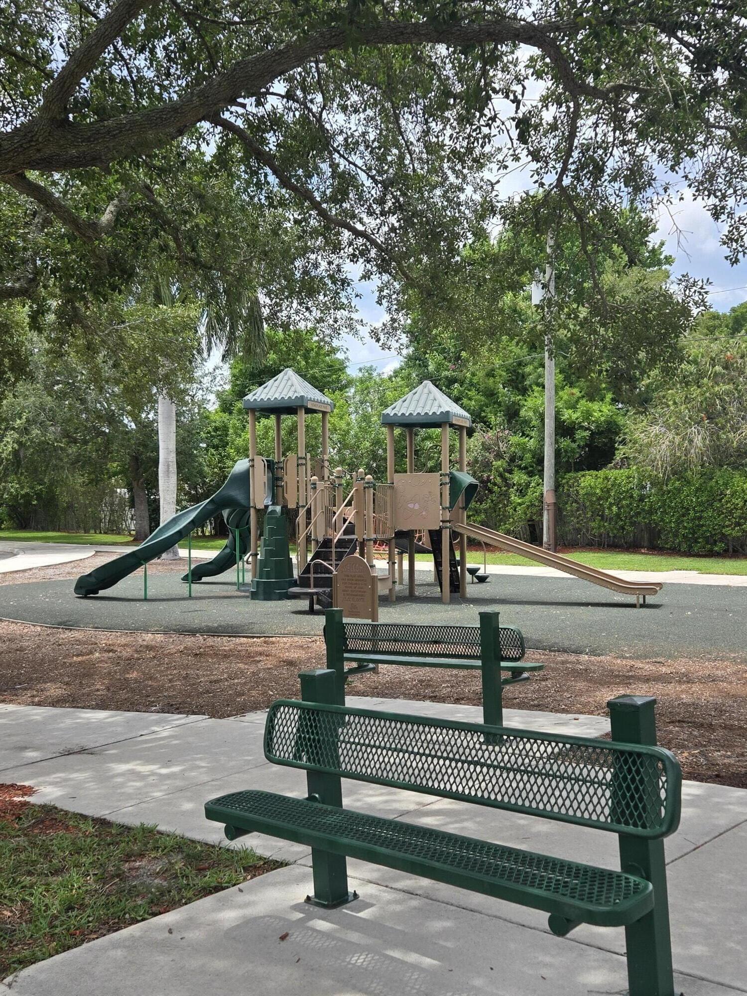 COUNTERPOINT ESTATES 14 - Residential