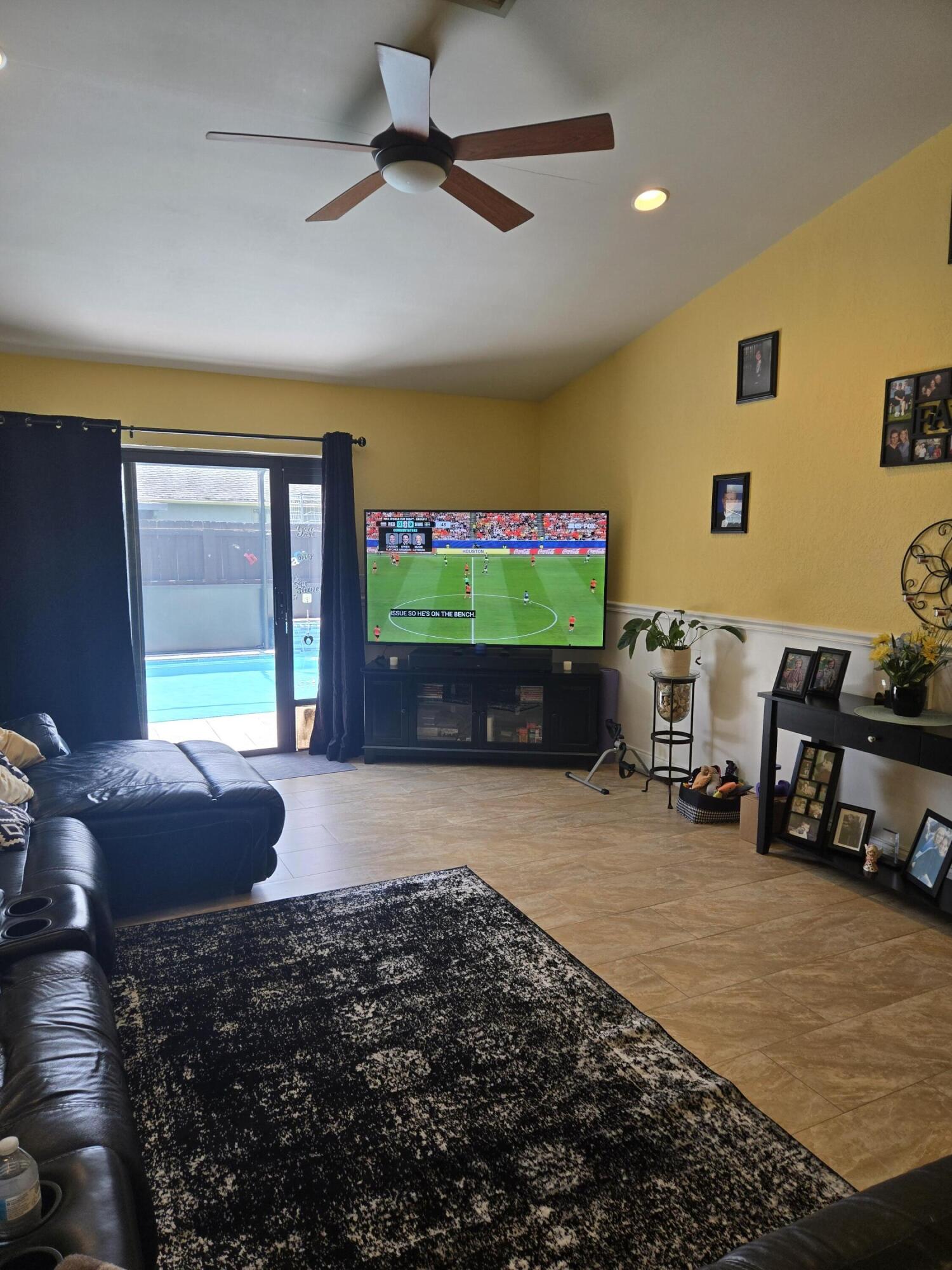 COUNTERPOINT ESTATES 14 - Residential