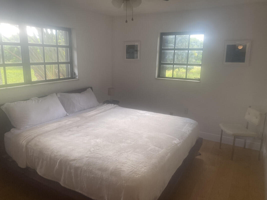 SOUTHERN COVE - Residential Lease
