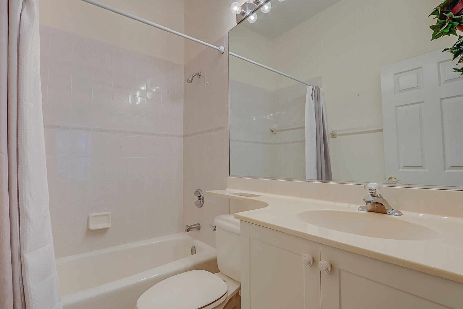 POD 28 AT THE RESERVE - Residential