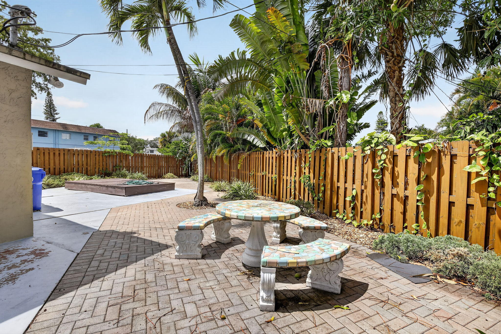 DIXIE PARK - Residential Lease