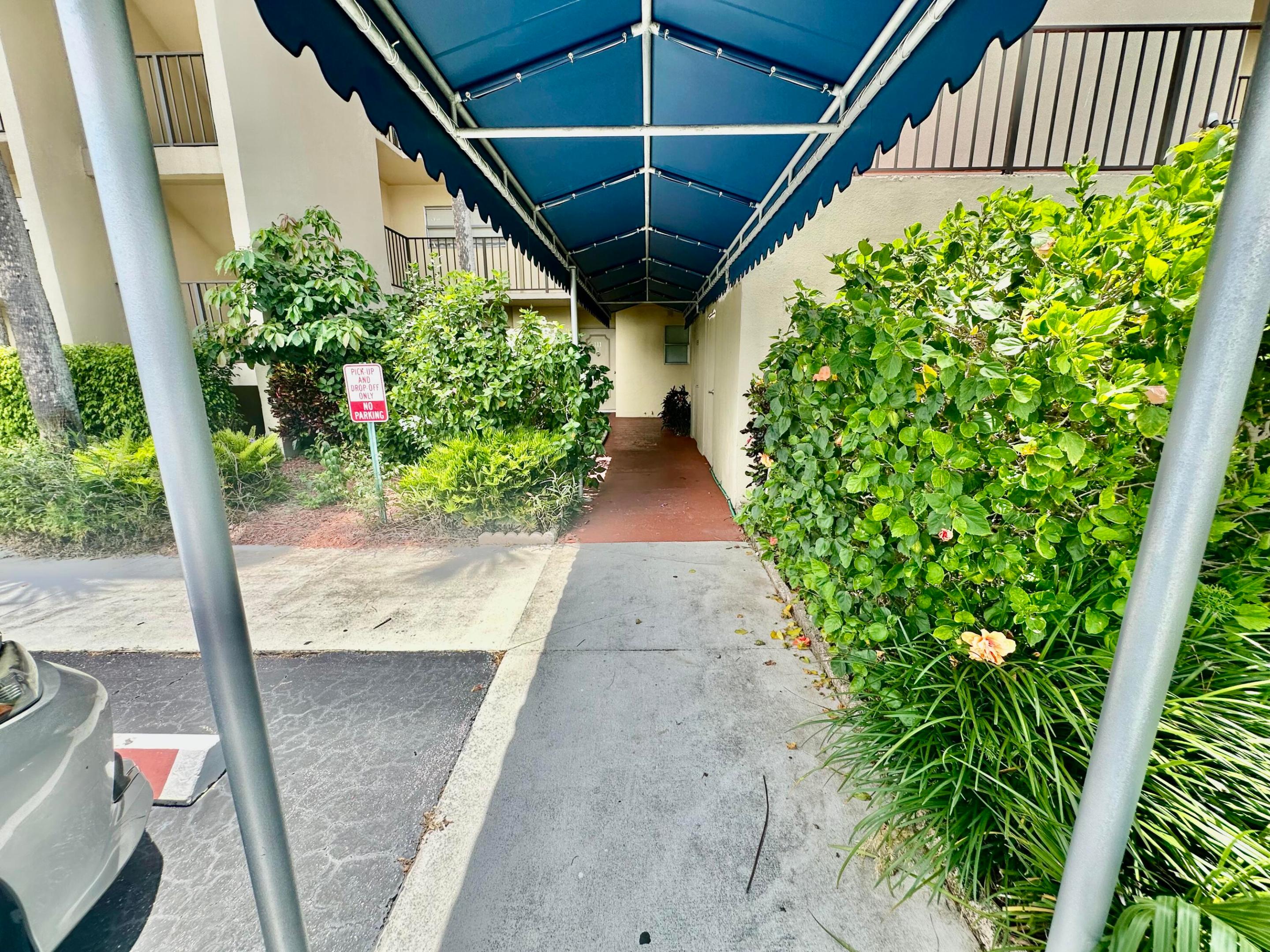 POINCIANA PLACE CONDO 1,2,8 AND 9 - Residential