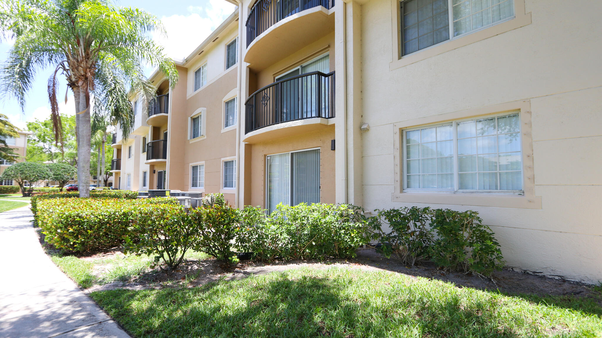 GRAND VIEW - Residential