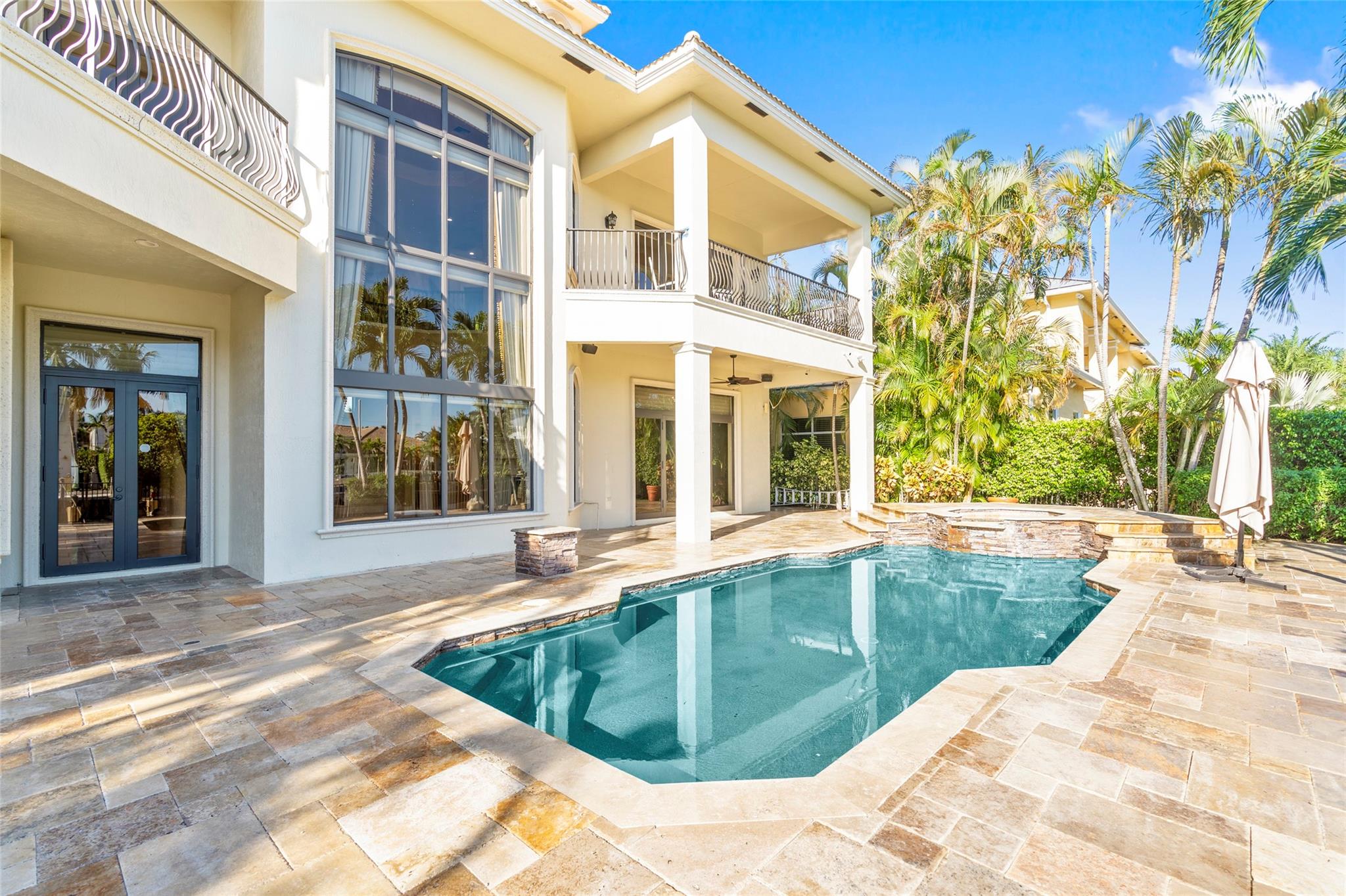 Lighthouse Point 5th Sec - Residential