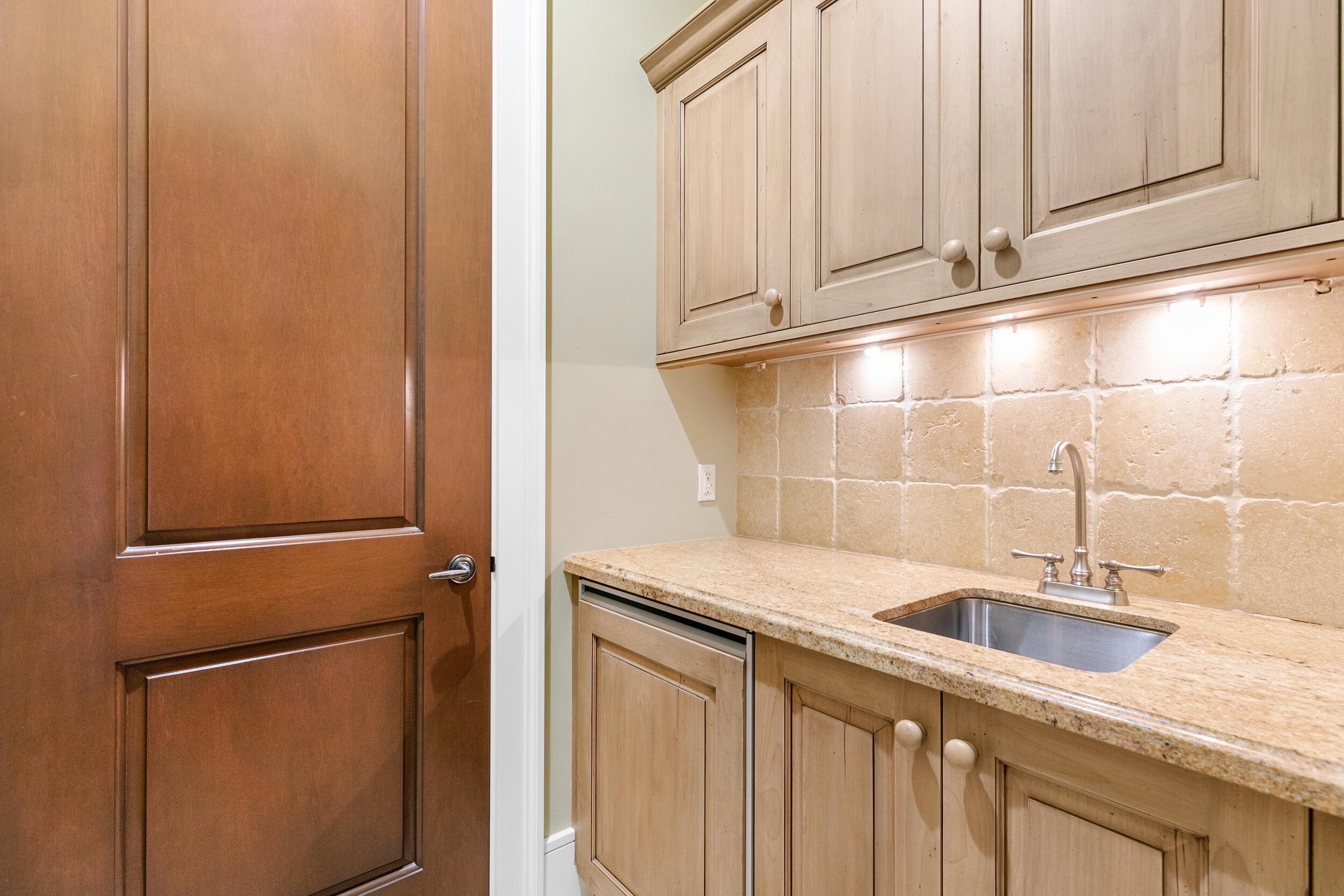 BEARS CLUB VILLAS CONDO - Residential