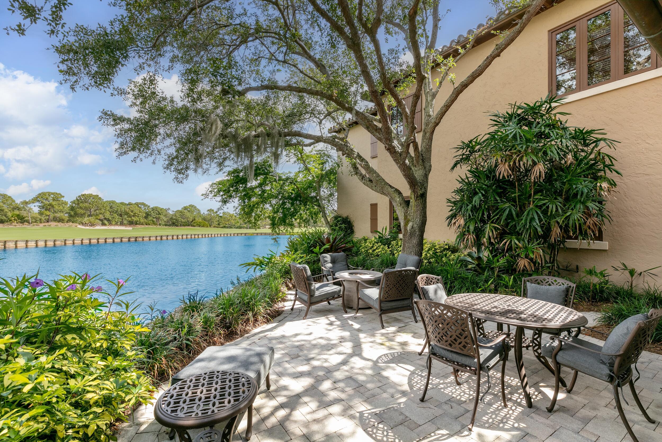 BEARS CLUB VILLAS CONDO - Residential