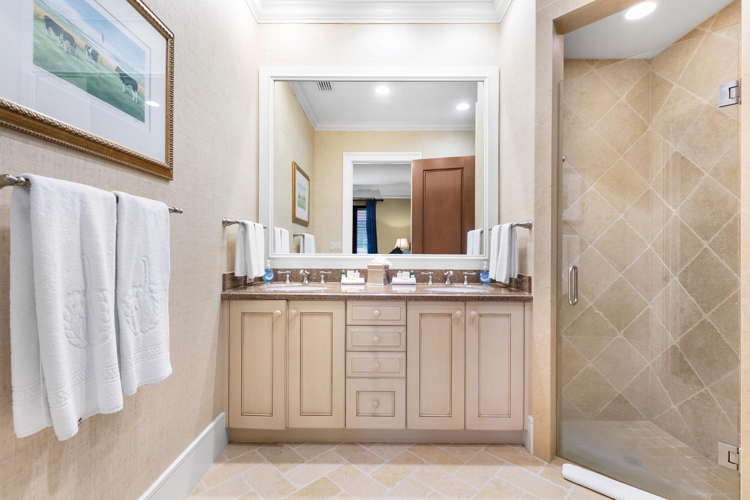 BEARS CLUB VILLAS CONDO - Residential