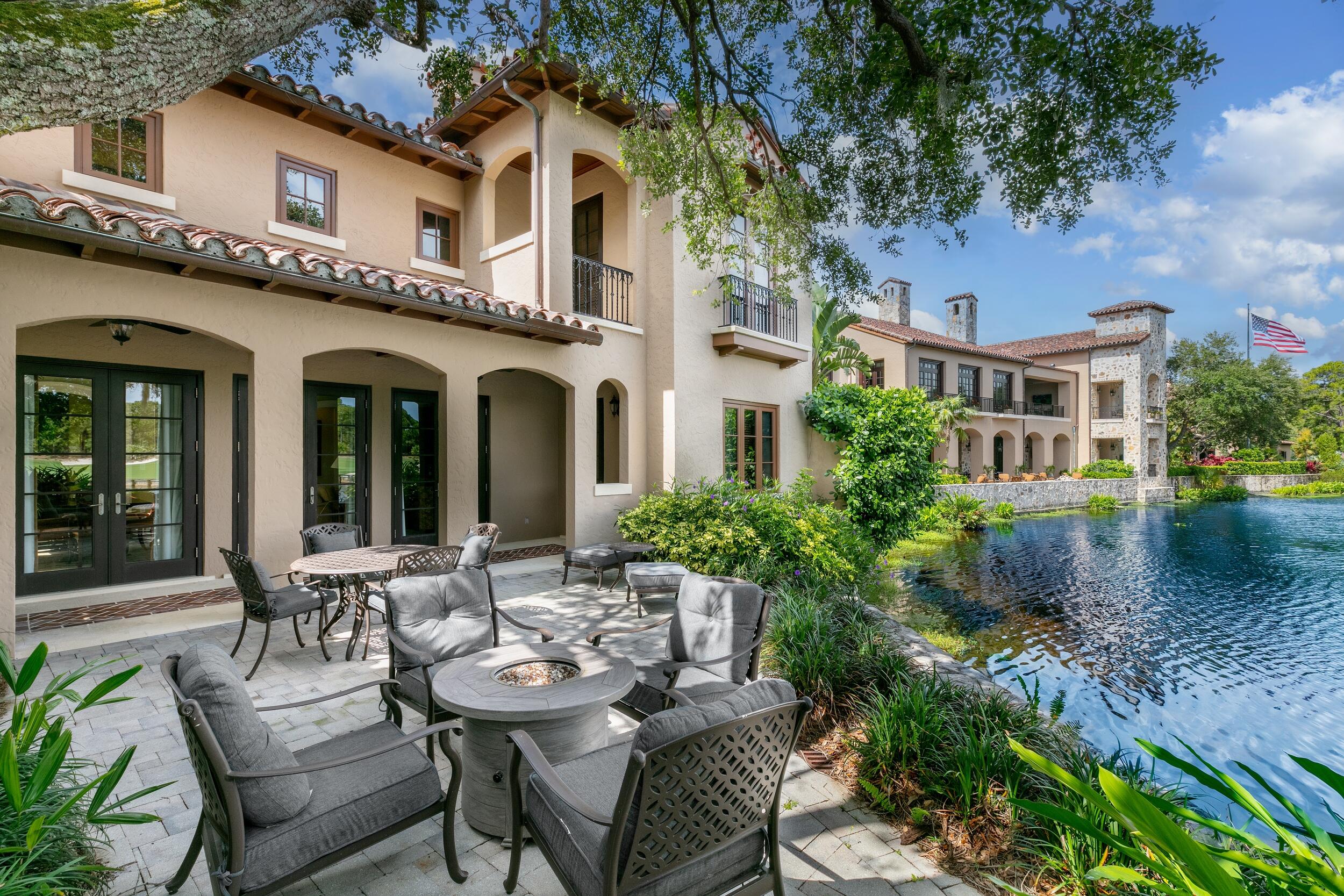 BEARS CLUB VILLAS CONDO - Residential