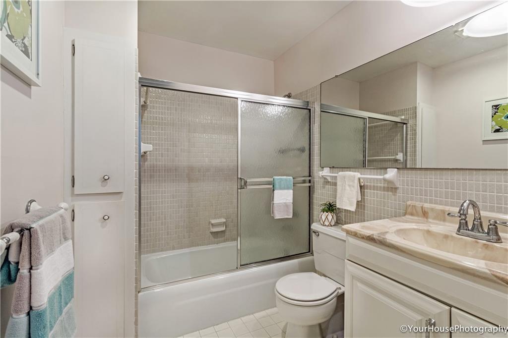 Imperial Point Colonnades - Residential