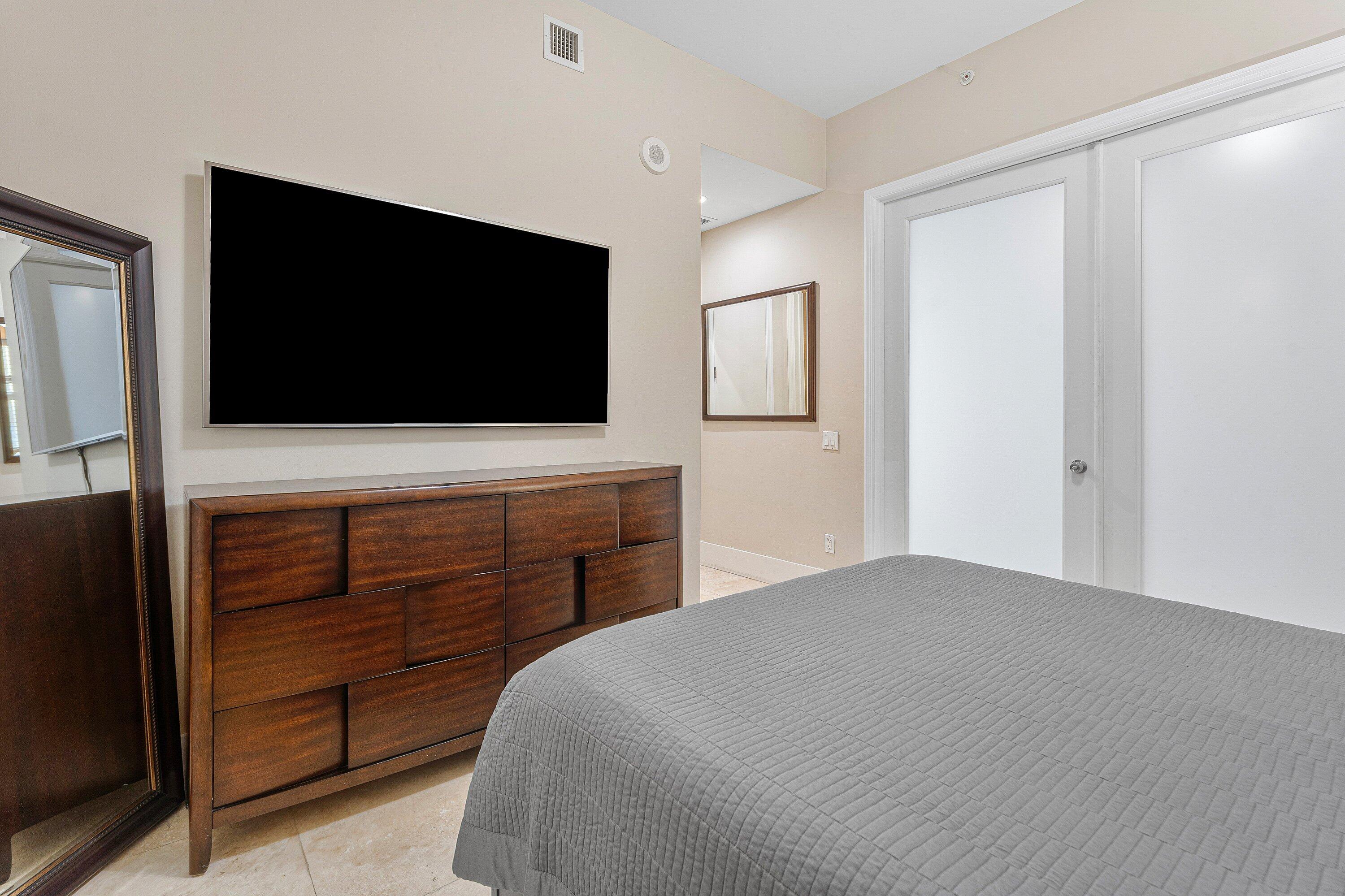 MARINA GRANDE RIVIERA BEACH CONDO - Residential Lease