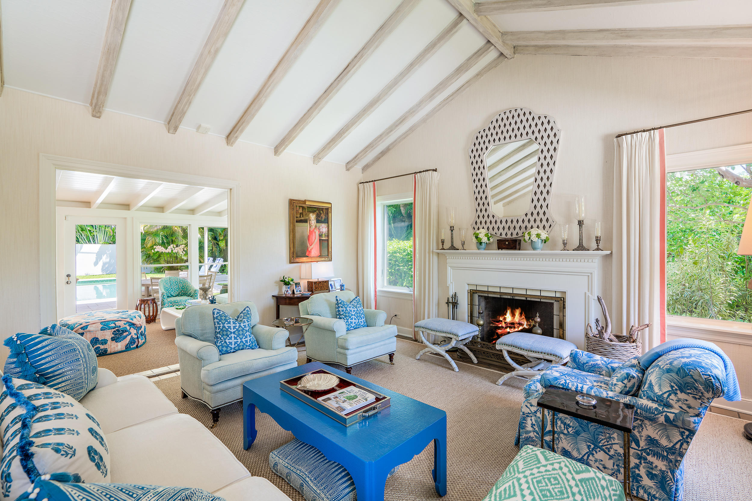 EL ENCANTO - Residential