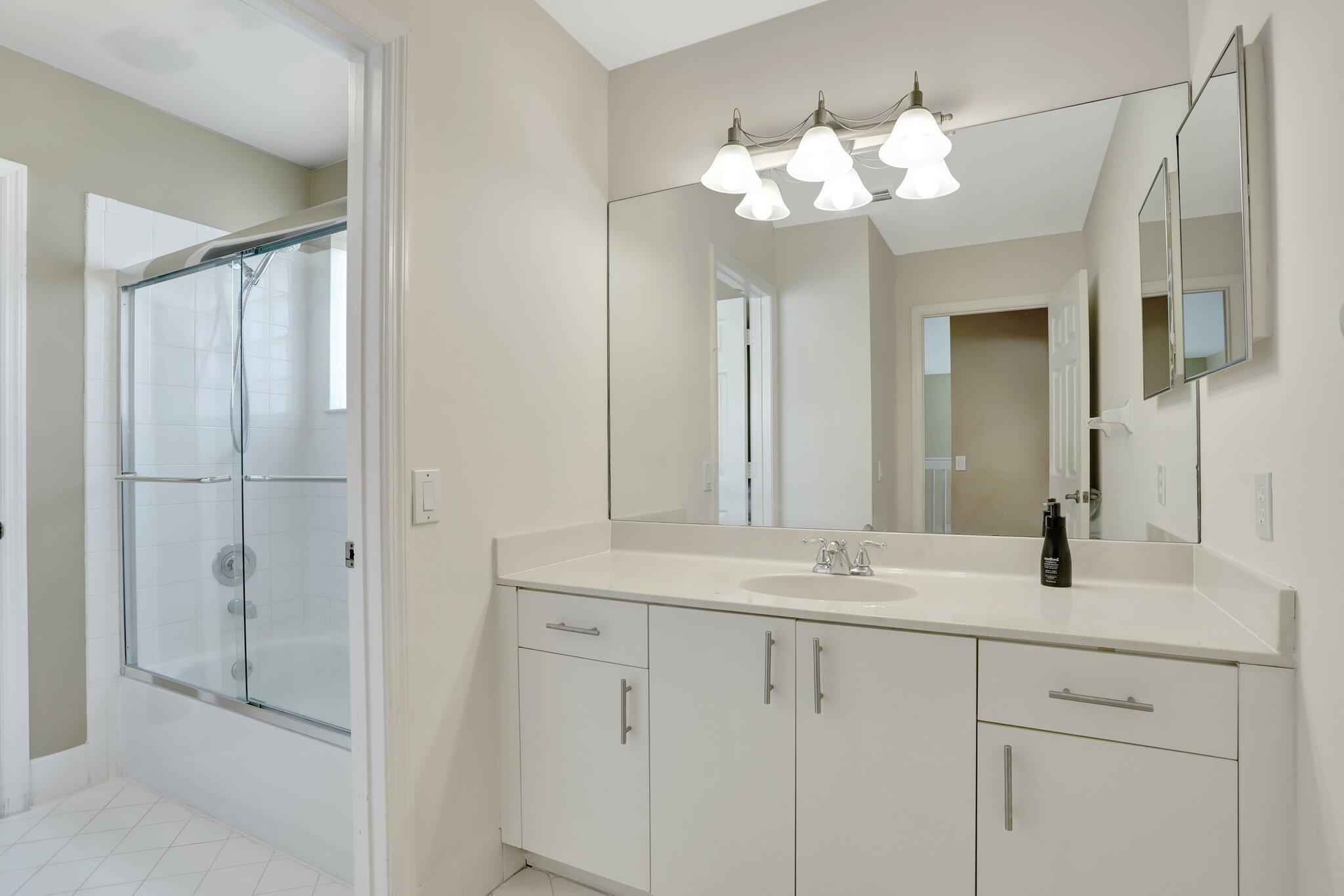 MAYFAIR AT PARKLAND - Residential