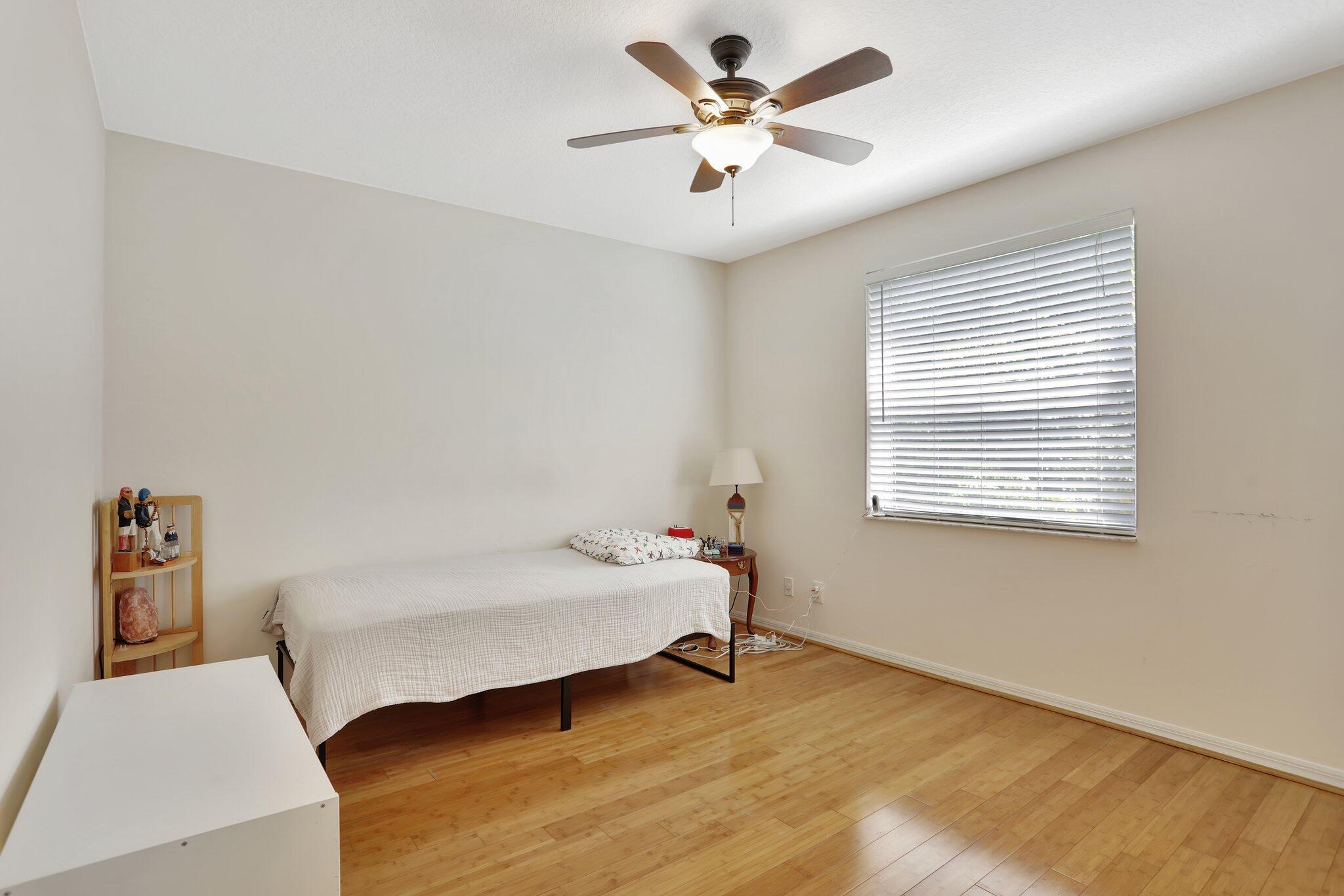 MAYFAIR AT PARKLAND - Residential