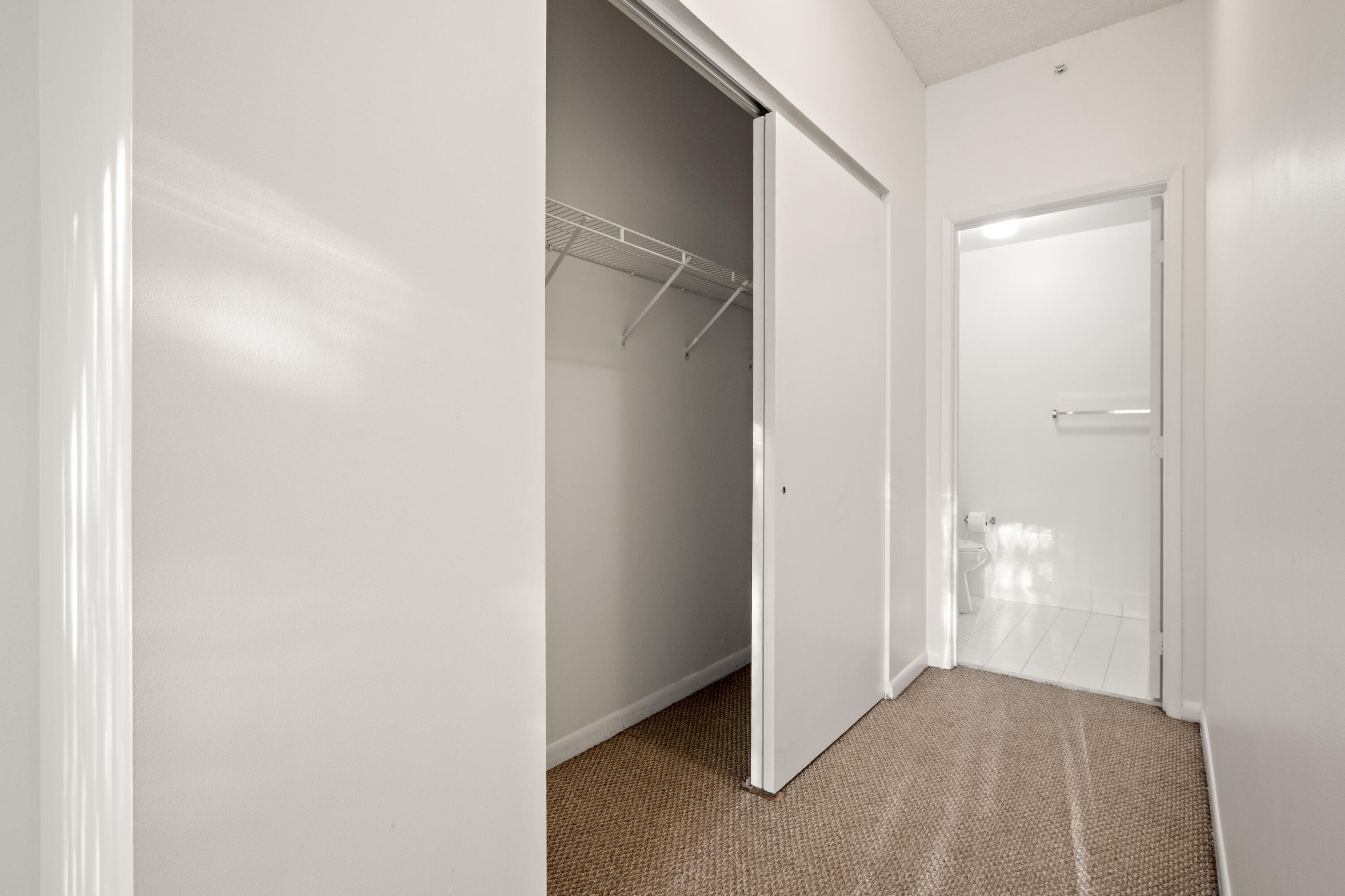 COURTYARDS AT DAVIE CONDO - Residential