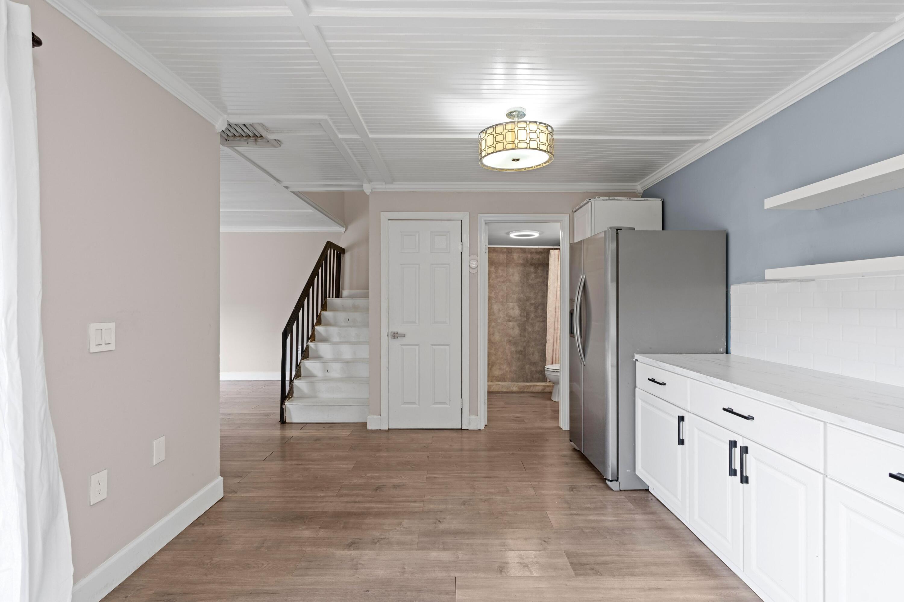 SHERWOOD LAKES - Residential