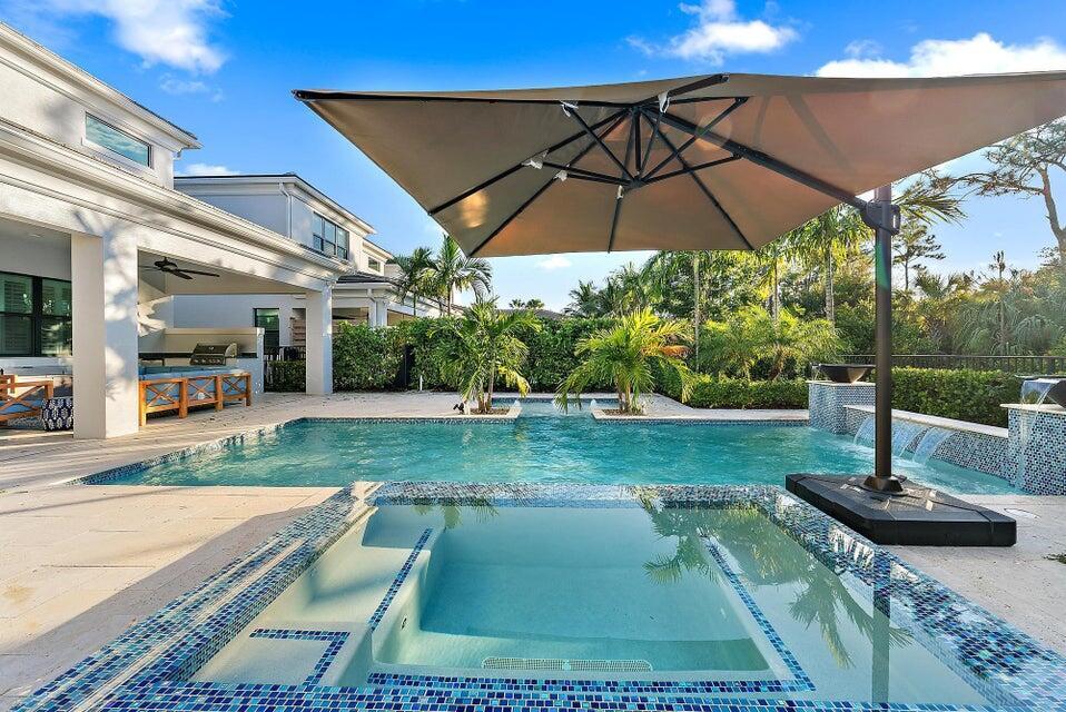 ARTISTRY - Residential Lease