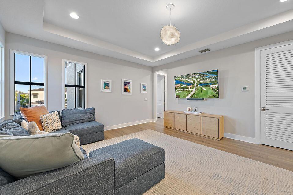 ARTISTRY - Residential Lease