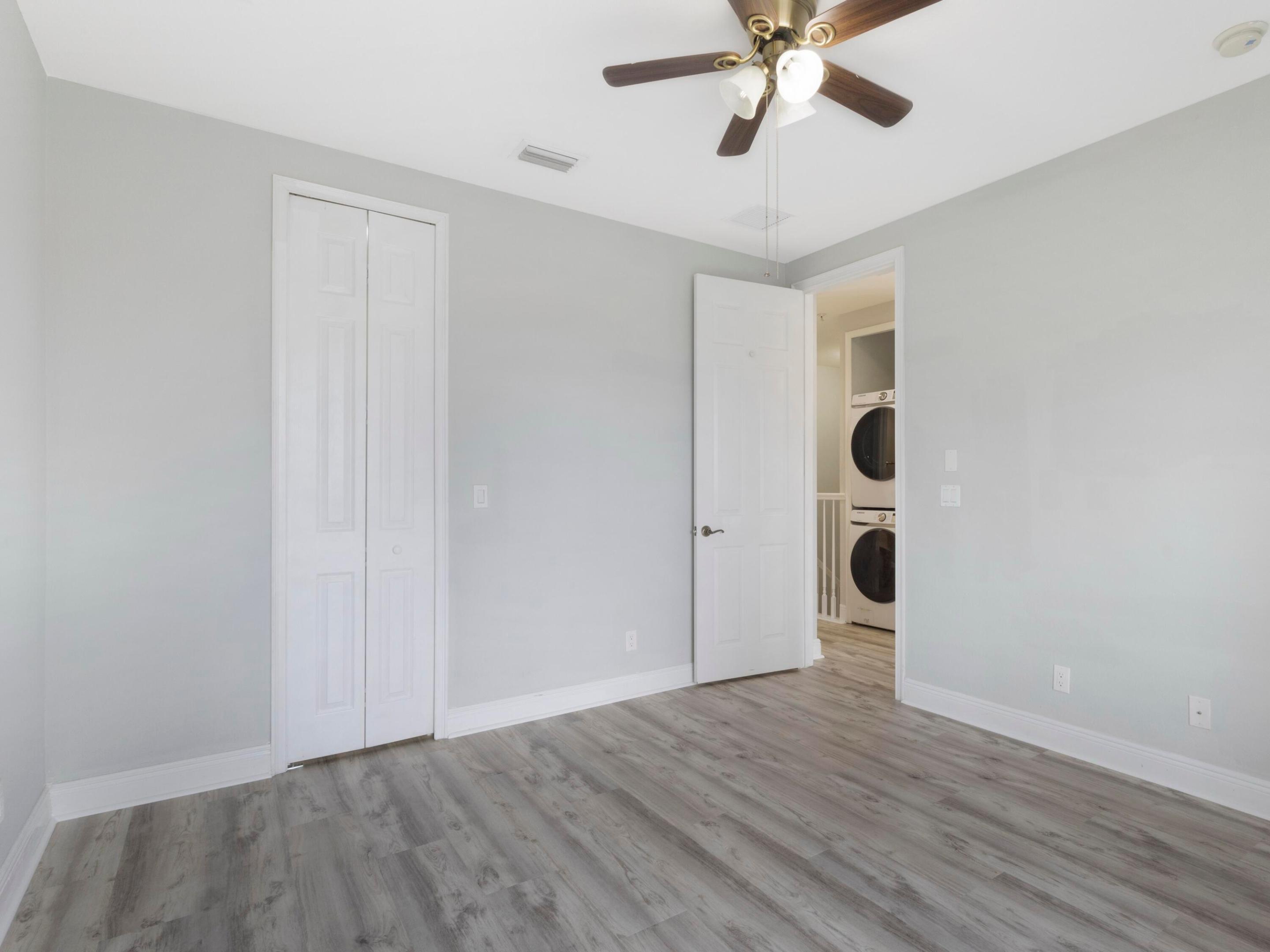 WATERSIDE VILLAGE PUD - Residential Lease