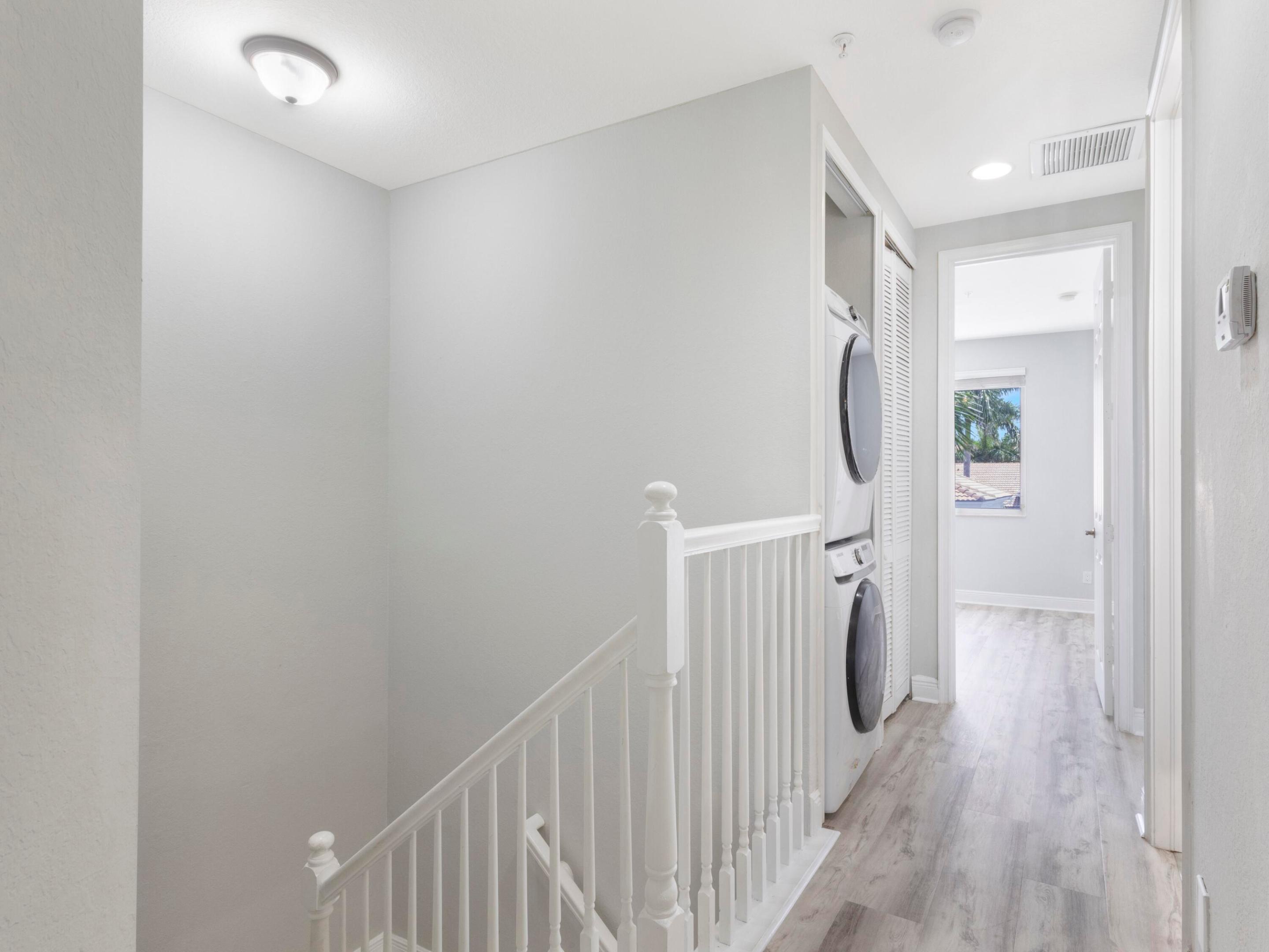 WATERSIDE VILLAGE PUD - Residential Lease
