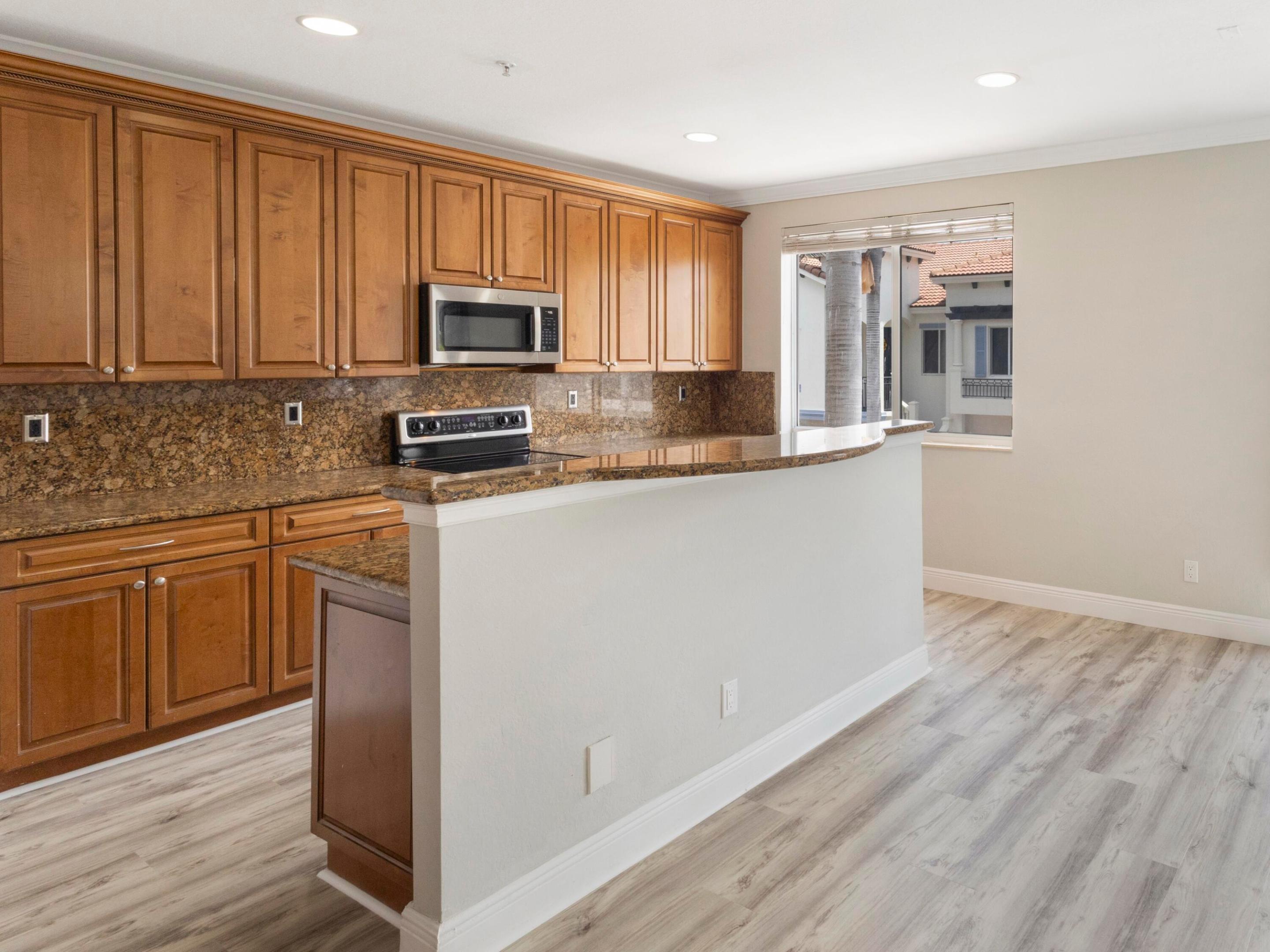 WATERSIDE VILLAGE PUD - Residential Lease