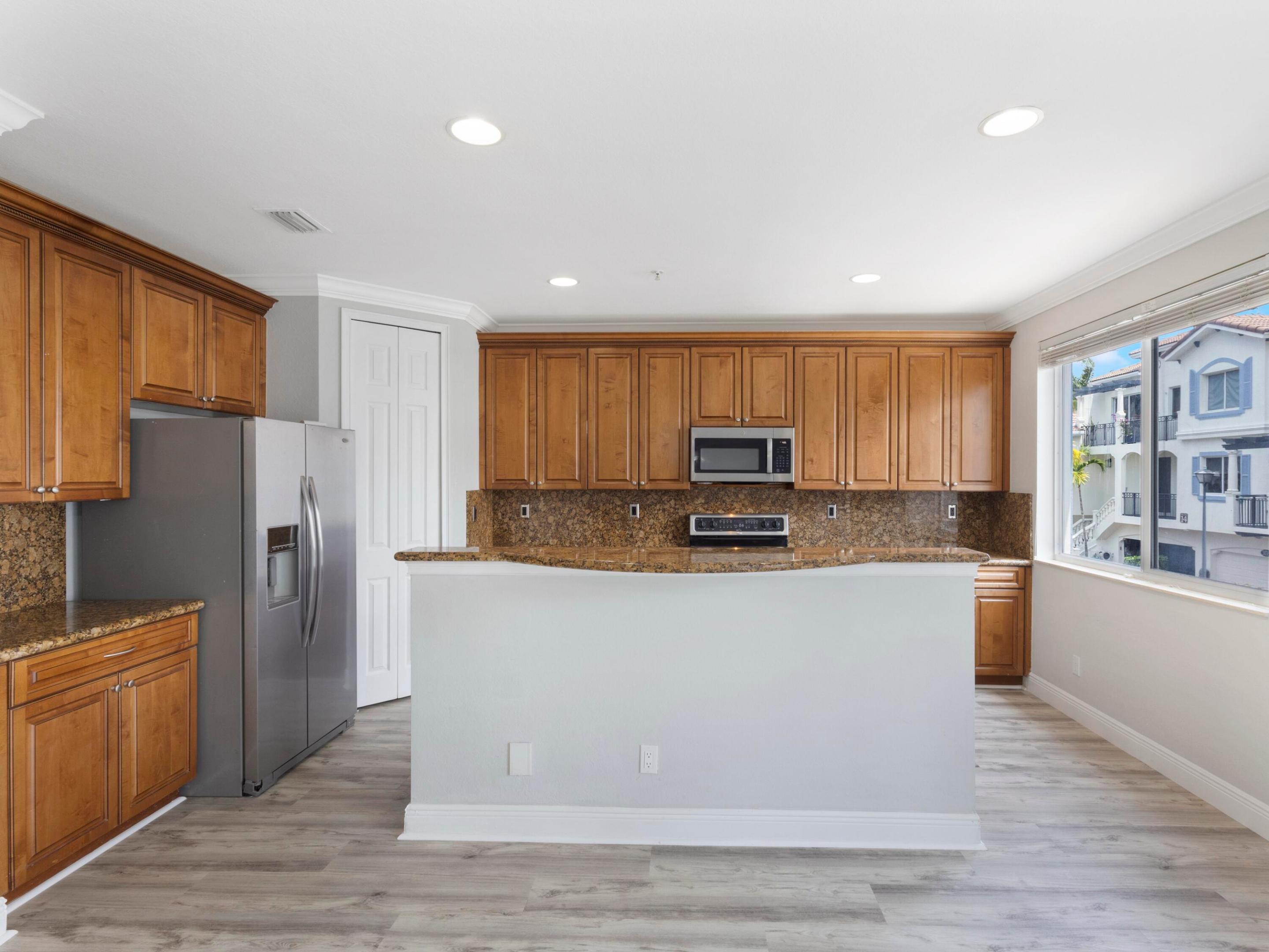 WATERSIDE VILLAGE PUD - Residential Lease
