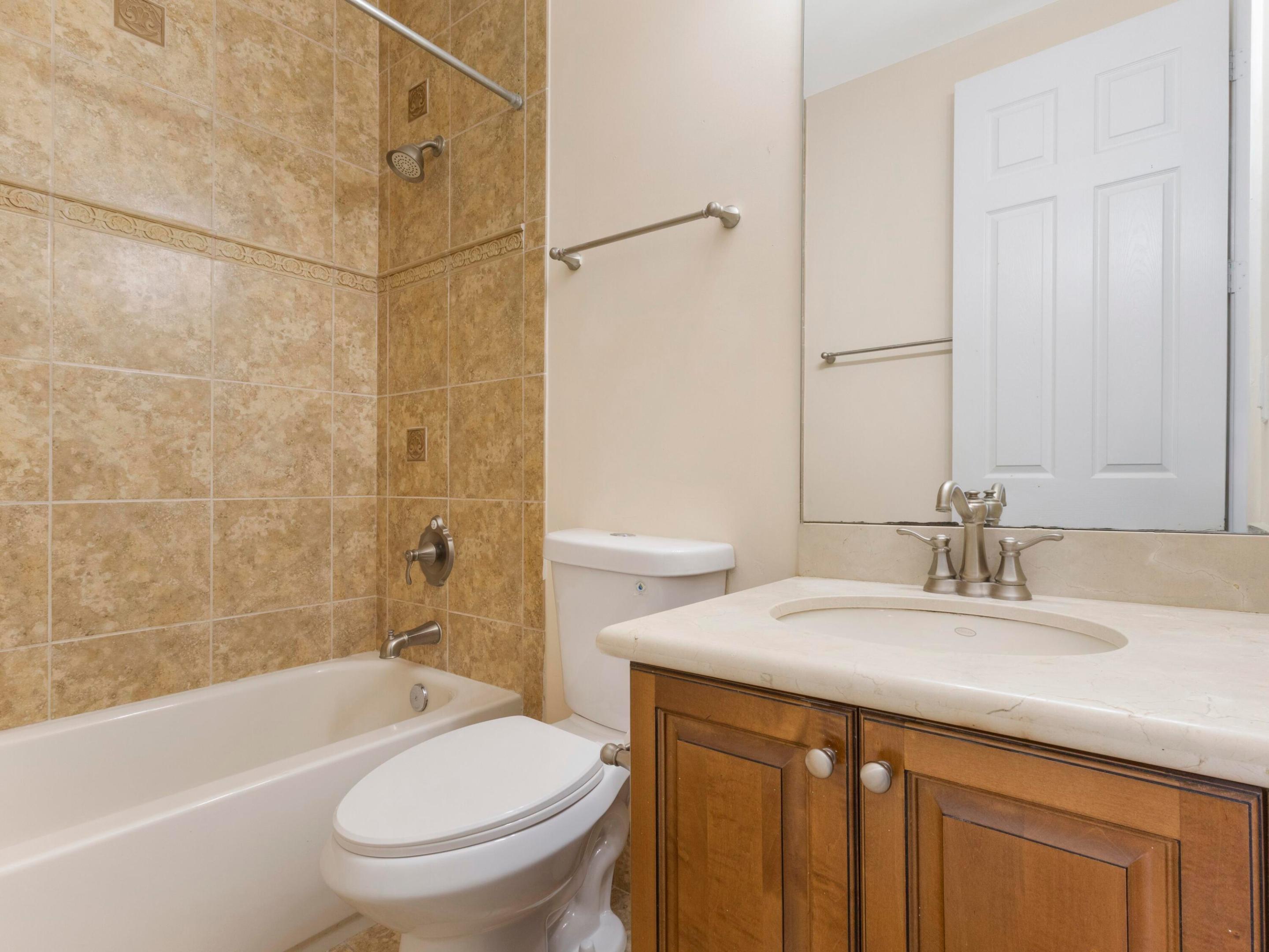 WATERSIDE VILLAGE PUD - Residential Lease