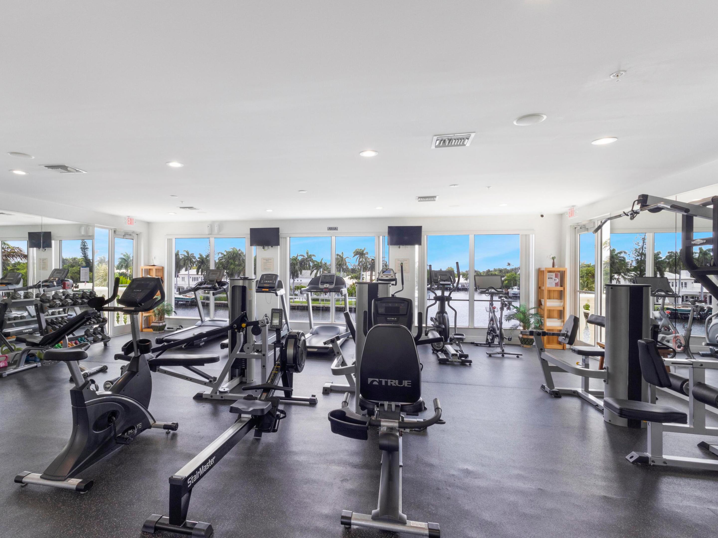 WATERSIDE VILLAGE PUD - Residential Lease