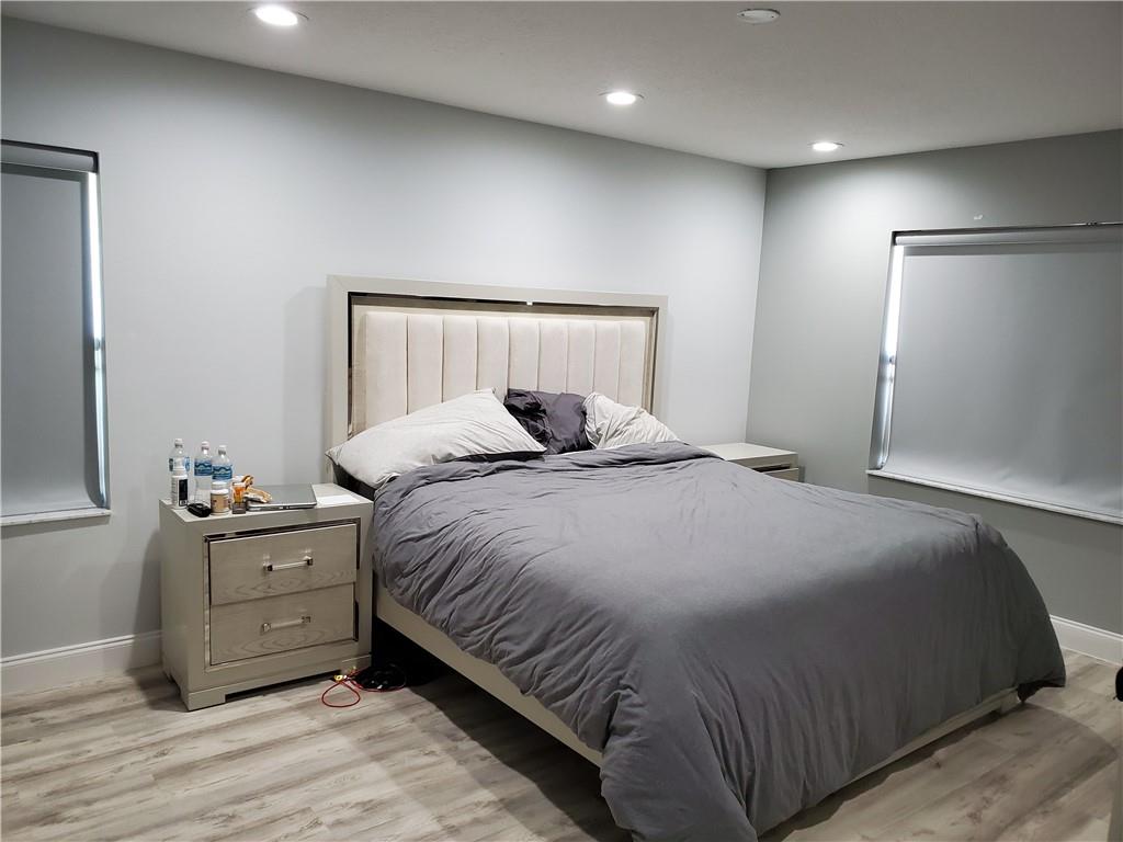 Royal Lakes - Residential