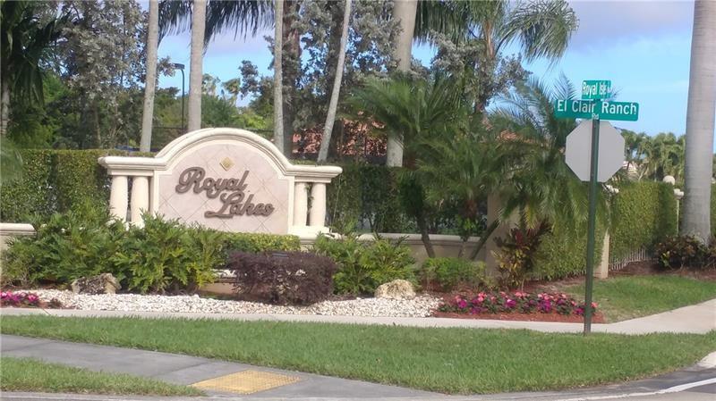 Royal Lakes - Residential