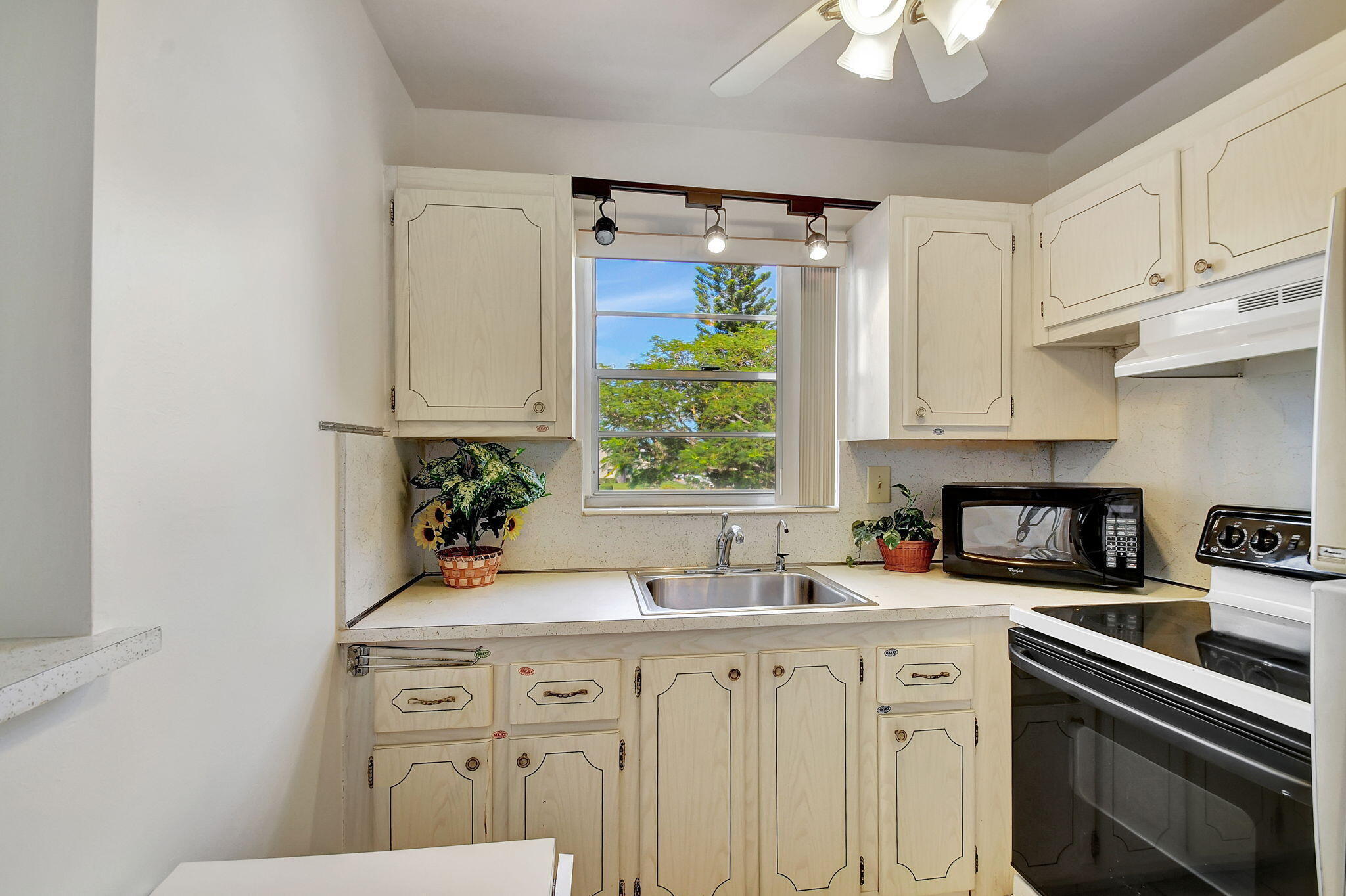 ANDOVER CONDOS - Residential