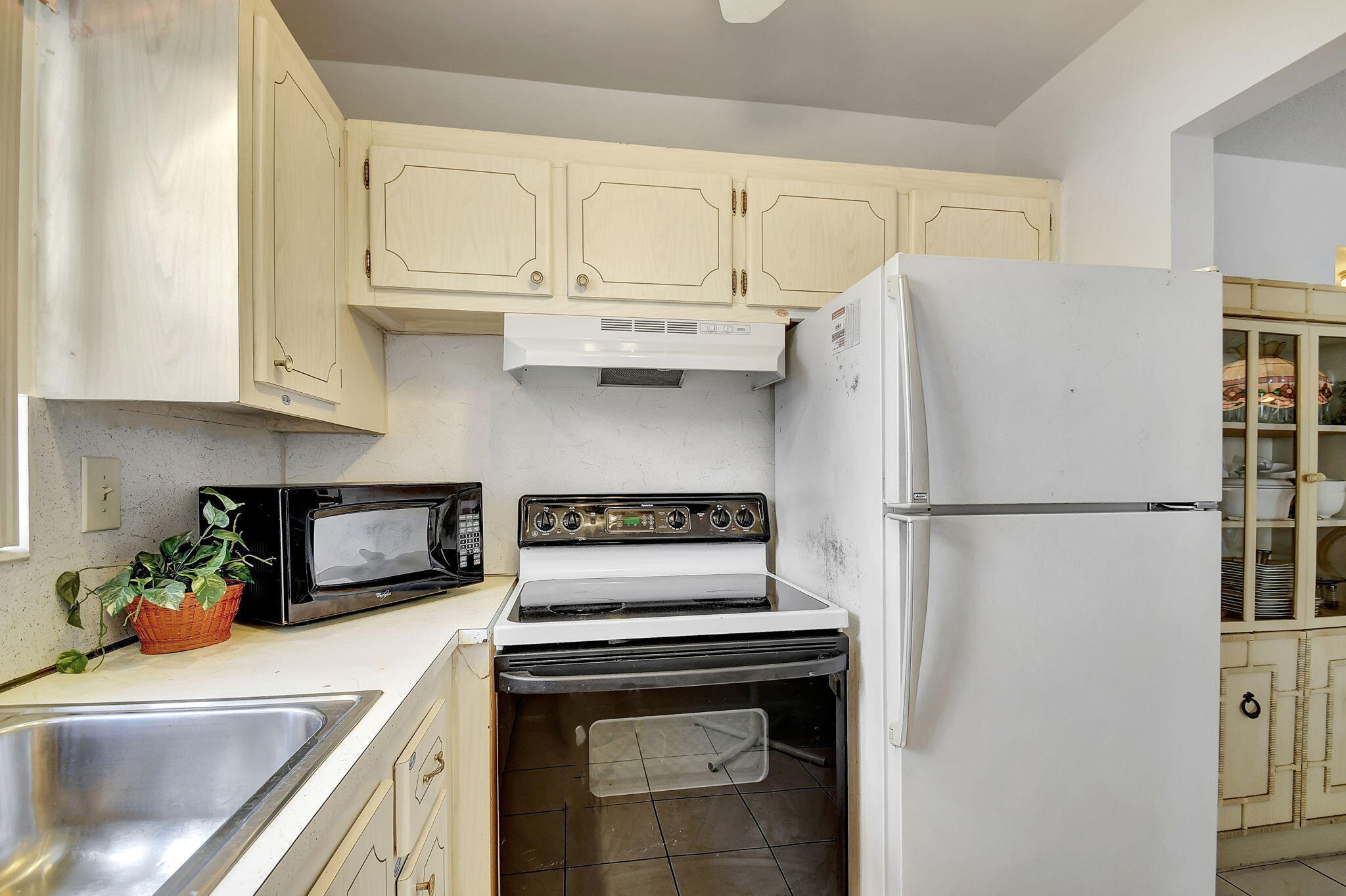 ANDOVER CONDOS - Residential