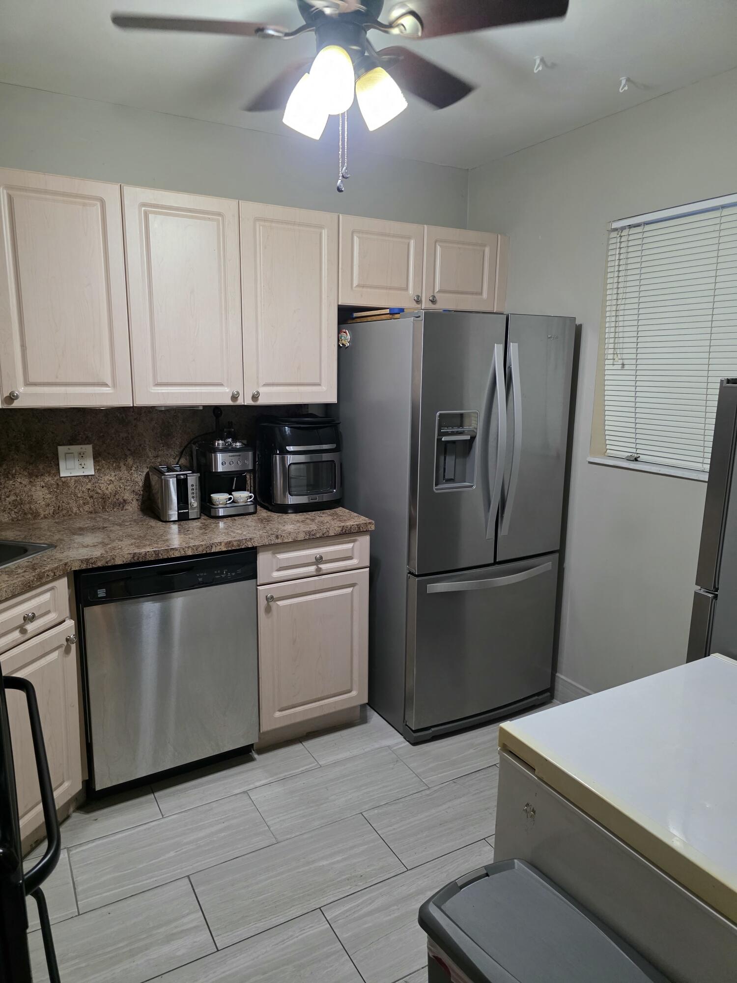 HOLIDAY SPRINGS VILLAGE 2 CONDO - Residential