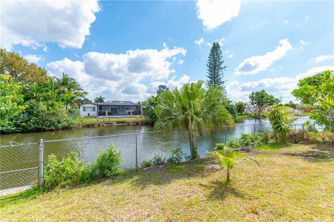 Sunrise Golf Village - Residential