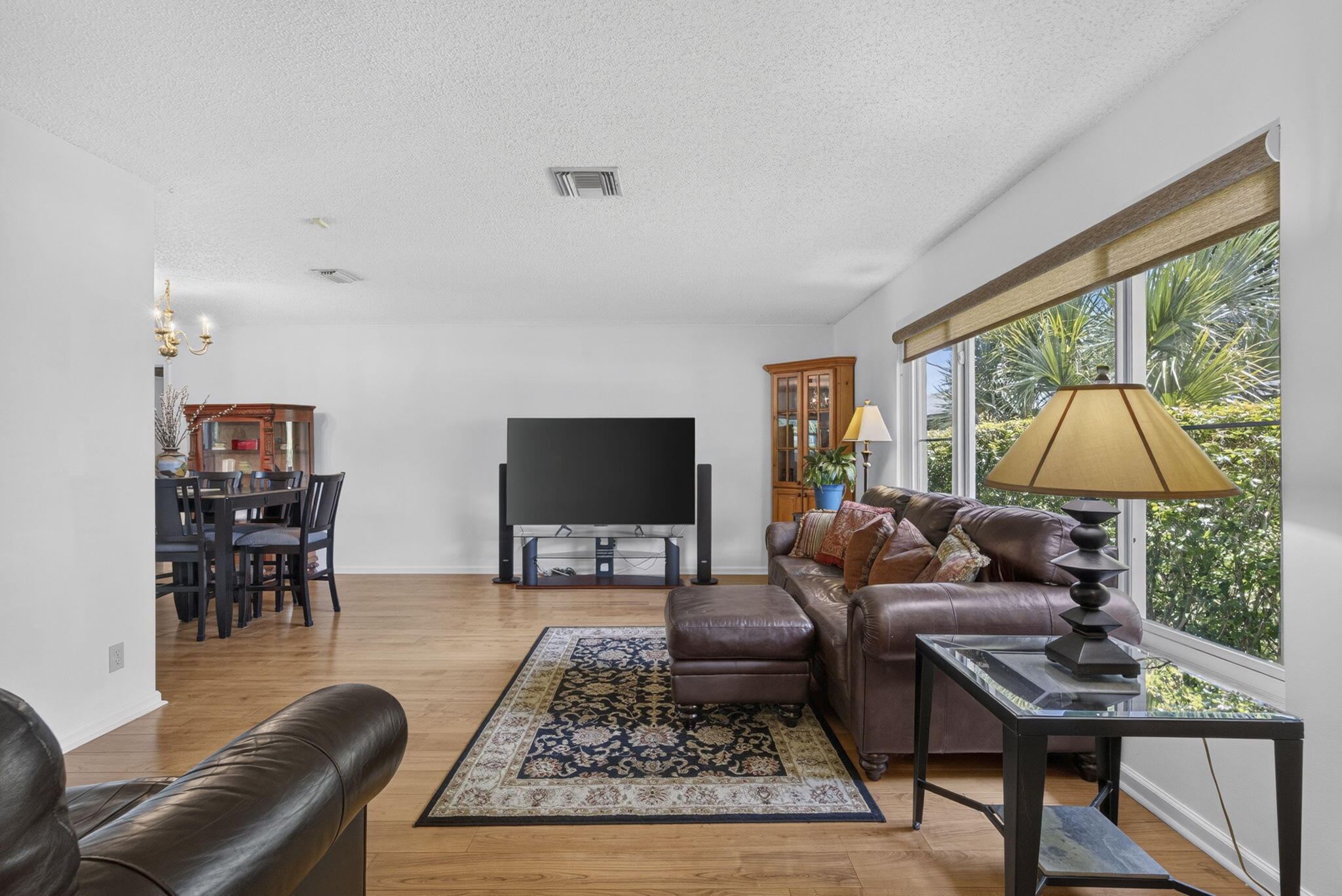 PINEWOOD EAST 2 OF WELLINGTON - Residential