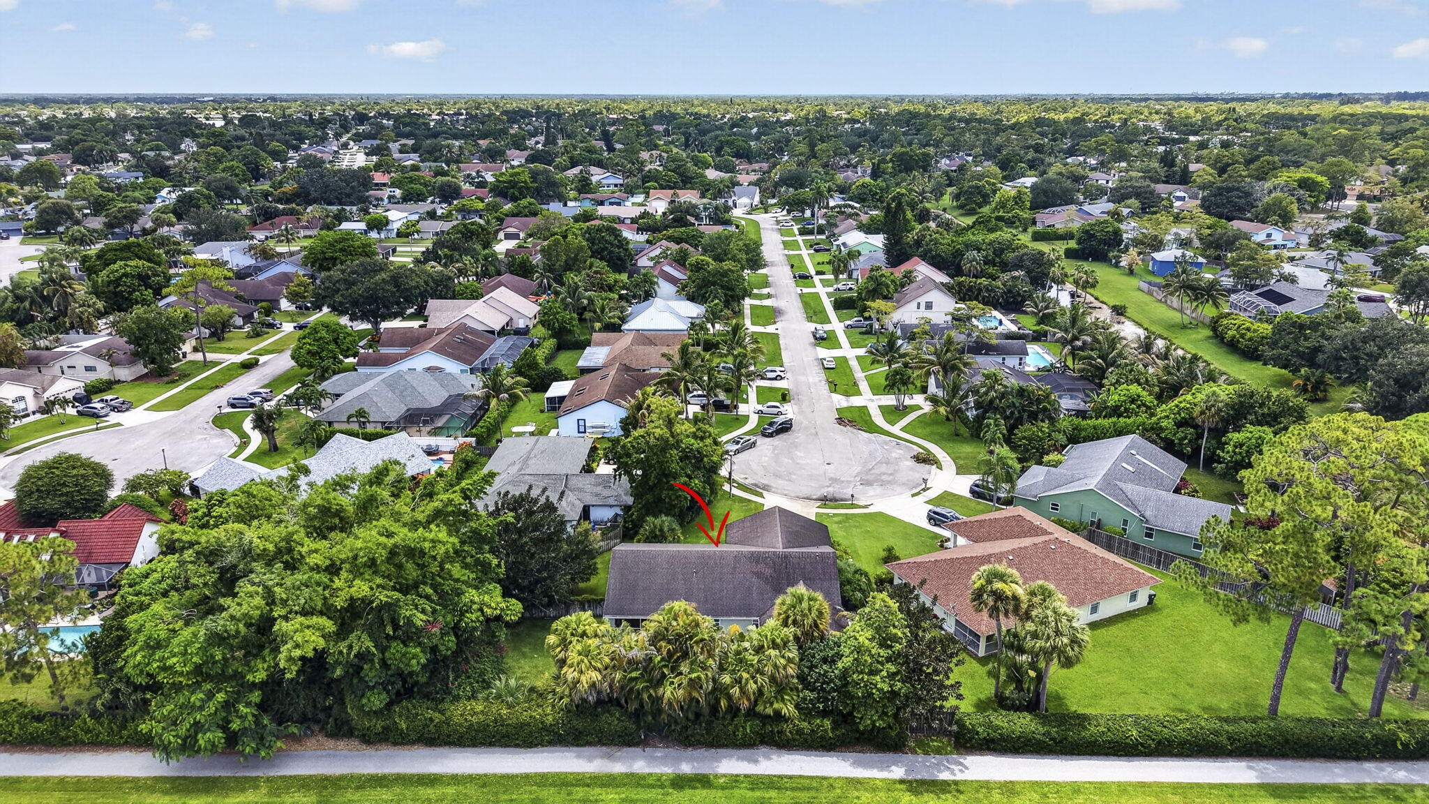 PINEWOOD EAST 2 OF WELLINGTON - Residential