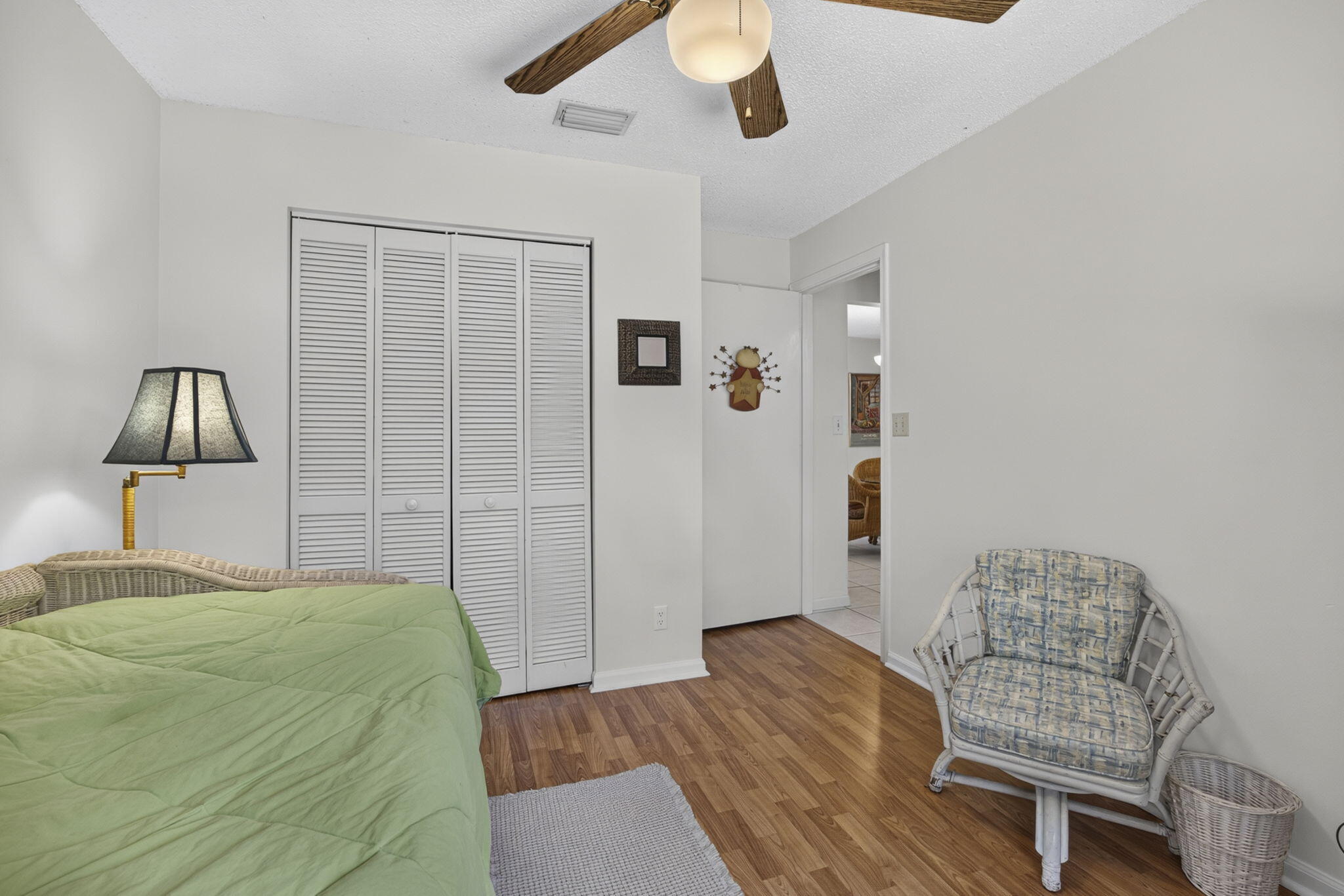 PINEWOOD EAST 2 OF WELLINGTON - Residential
