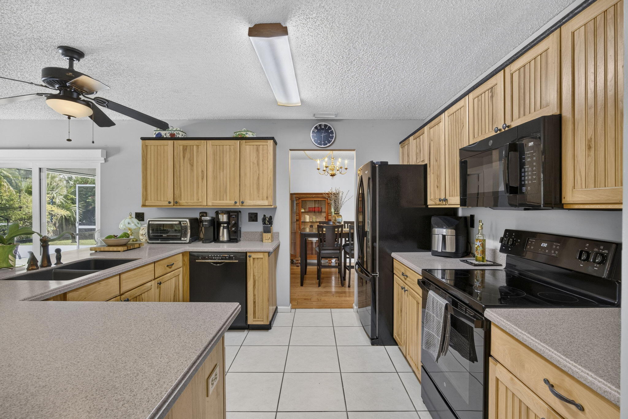 PINEWOOD EAST 2 OF WELLINGTON - Residential